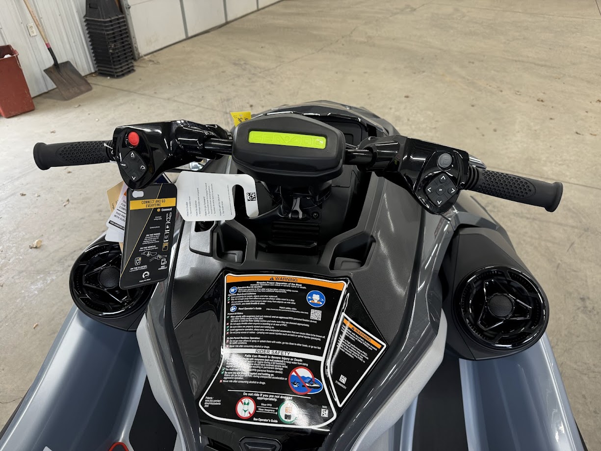 2025 Sea-Doo RXT X 325 AUD IBR - Photo 7
