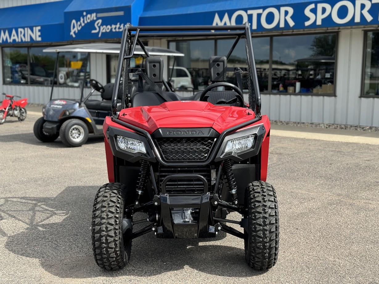 2025 Honda Pioneer 520 Base - Photo 2