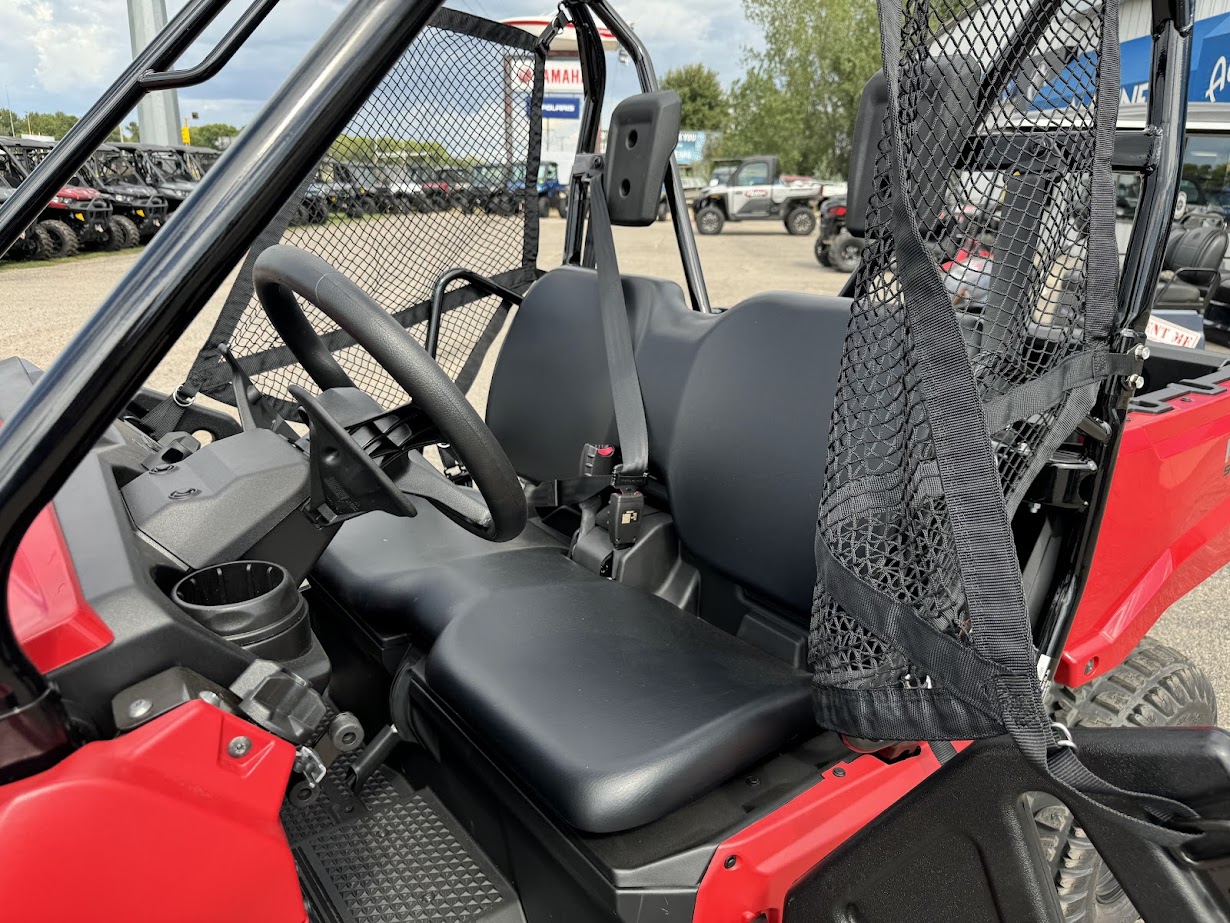 2025 Honda Pioneer 520 Base - Photo 5