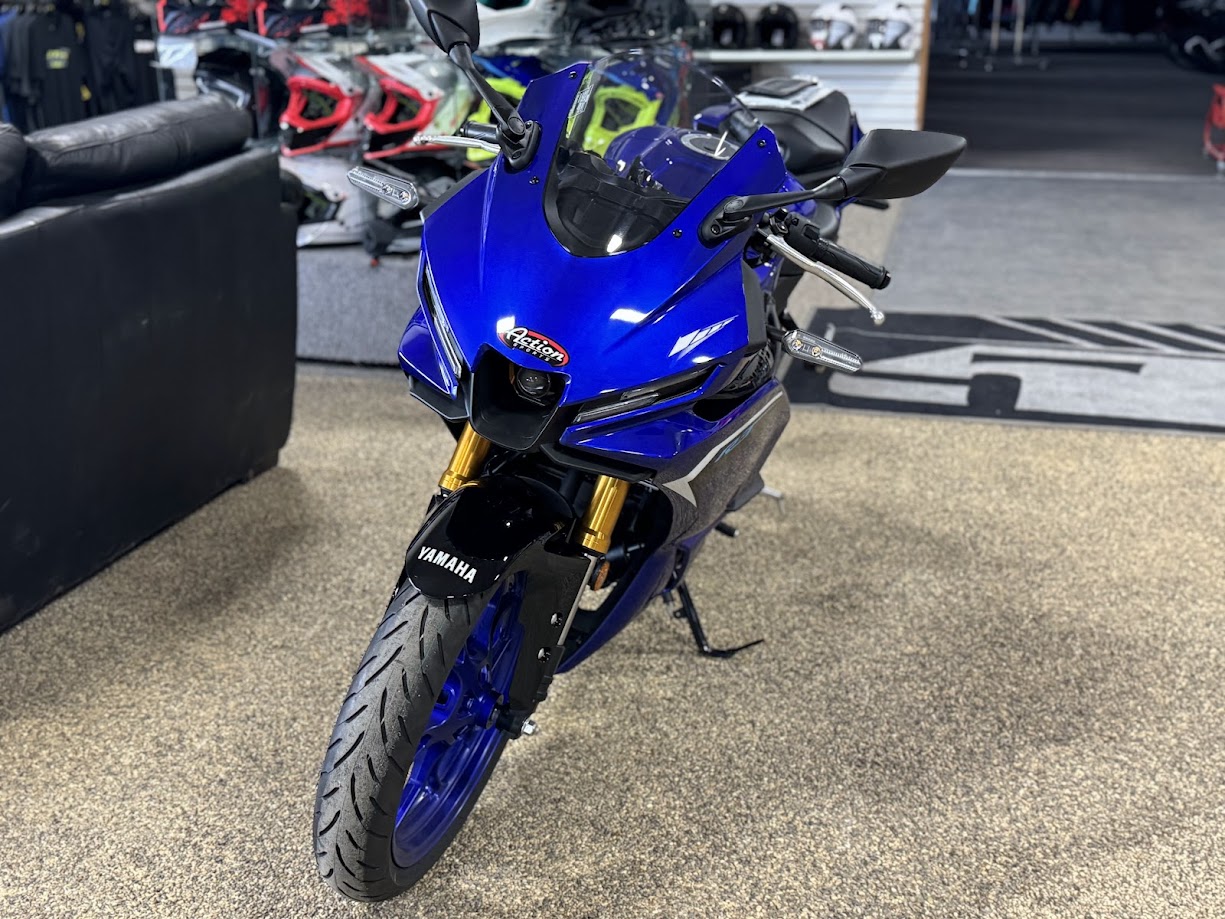 2025 Yamaha YZF-R3 ABS - Photo 2