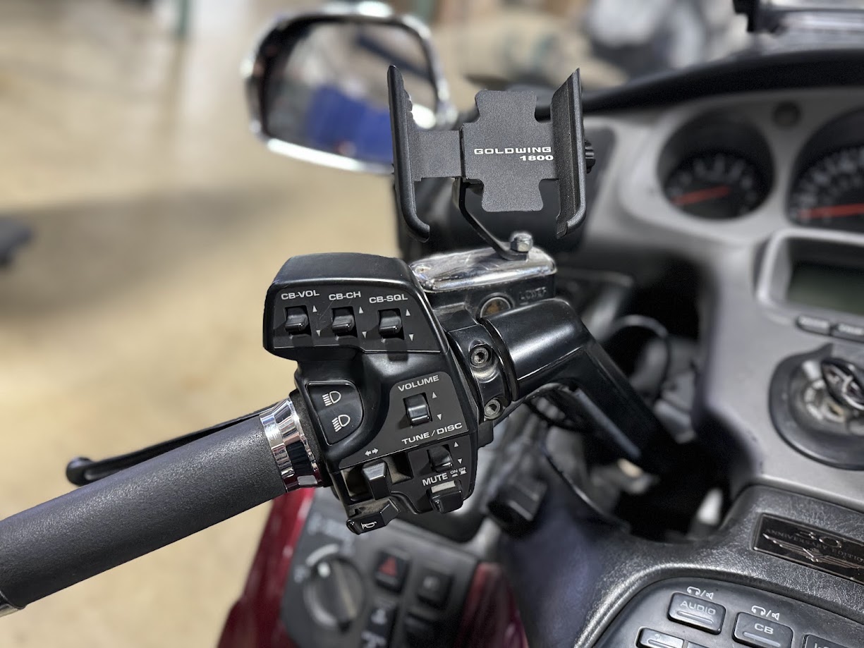 2005 Honda GOLDWING Base - Photo 9