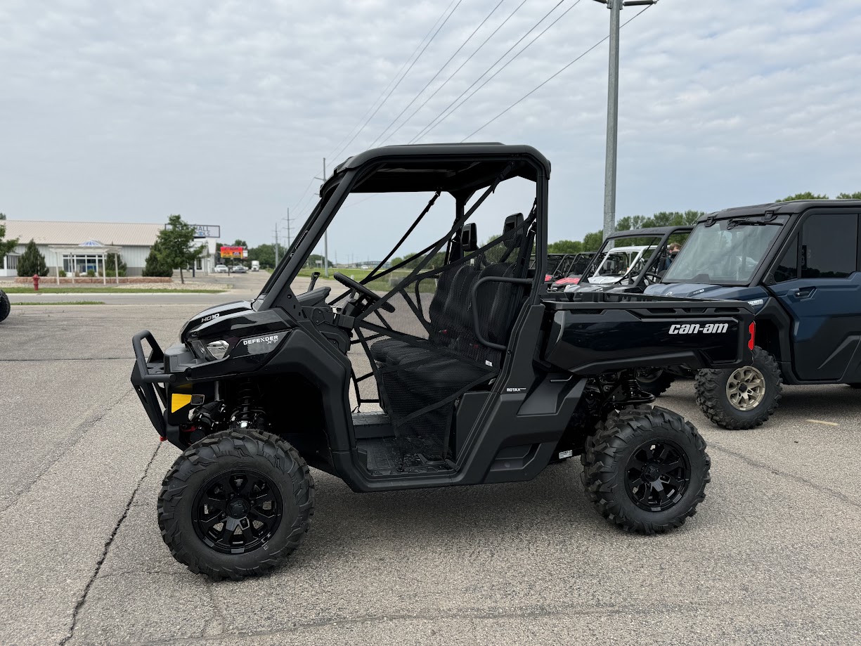 2025 Can-Am DEFENDER XT HD10