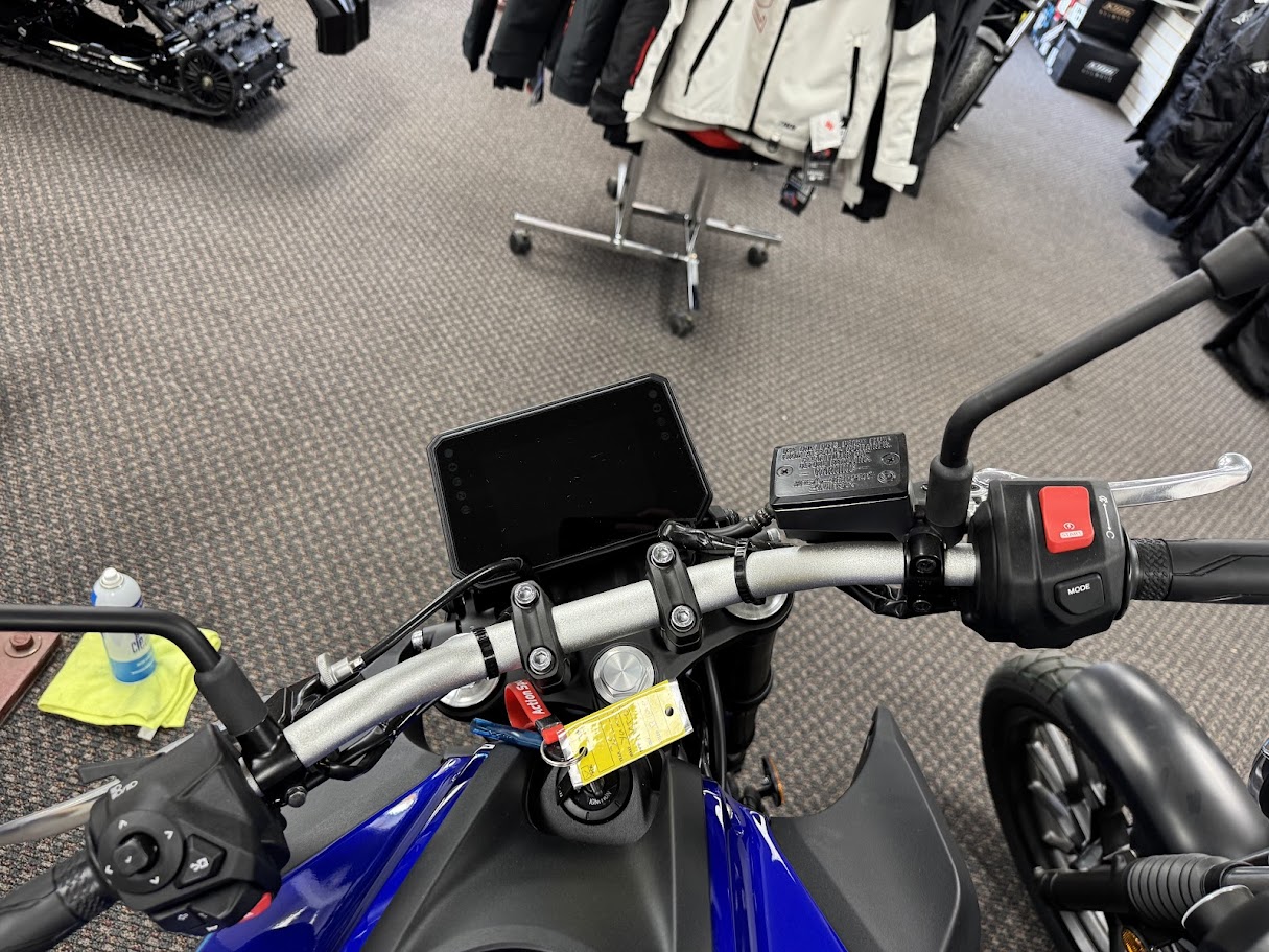 2025 Yamaha MT-07 - Photo 5