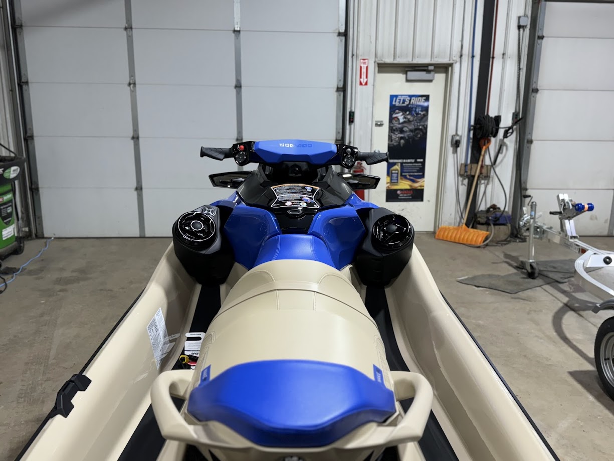 2025 Sea-Doo WAKE PRO 230 AUD IBR IDF - Photo 6