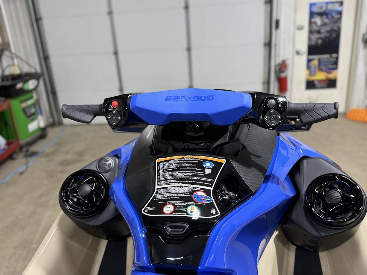 2025 Sea-Doo WAKE PRO 230 AUD IBR IDF - Photo 7