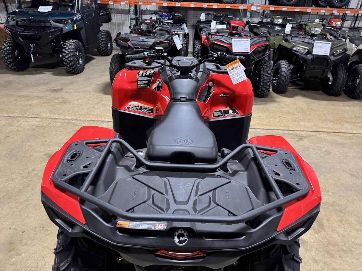 2025 Can-Am OUTLANDER DPS 700 - Photo 5