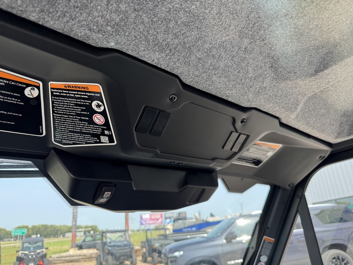 2026 Can-Am DEFENDER DPS CAB HD9 - Photo 10