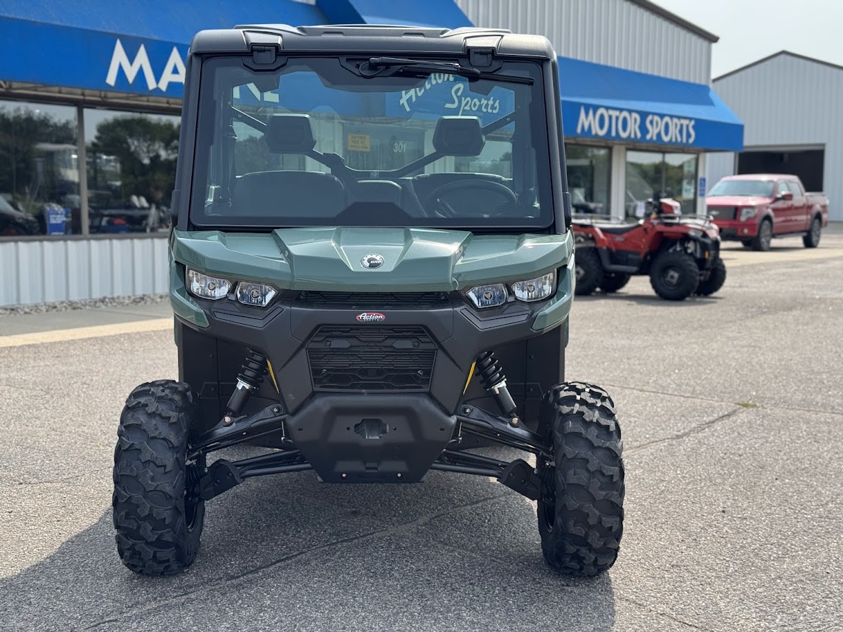 2026 Can-Am DEFENDER DPS CAB HD9 - Photo 2