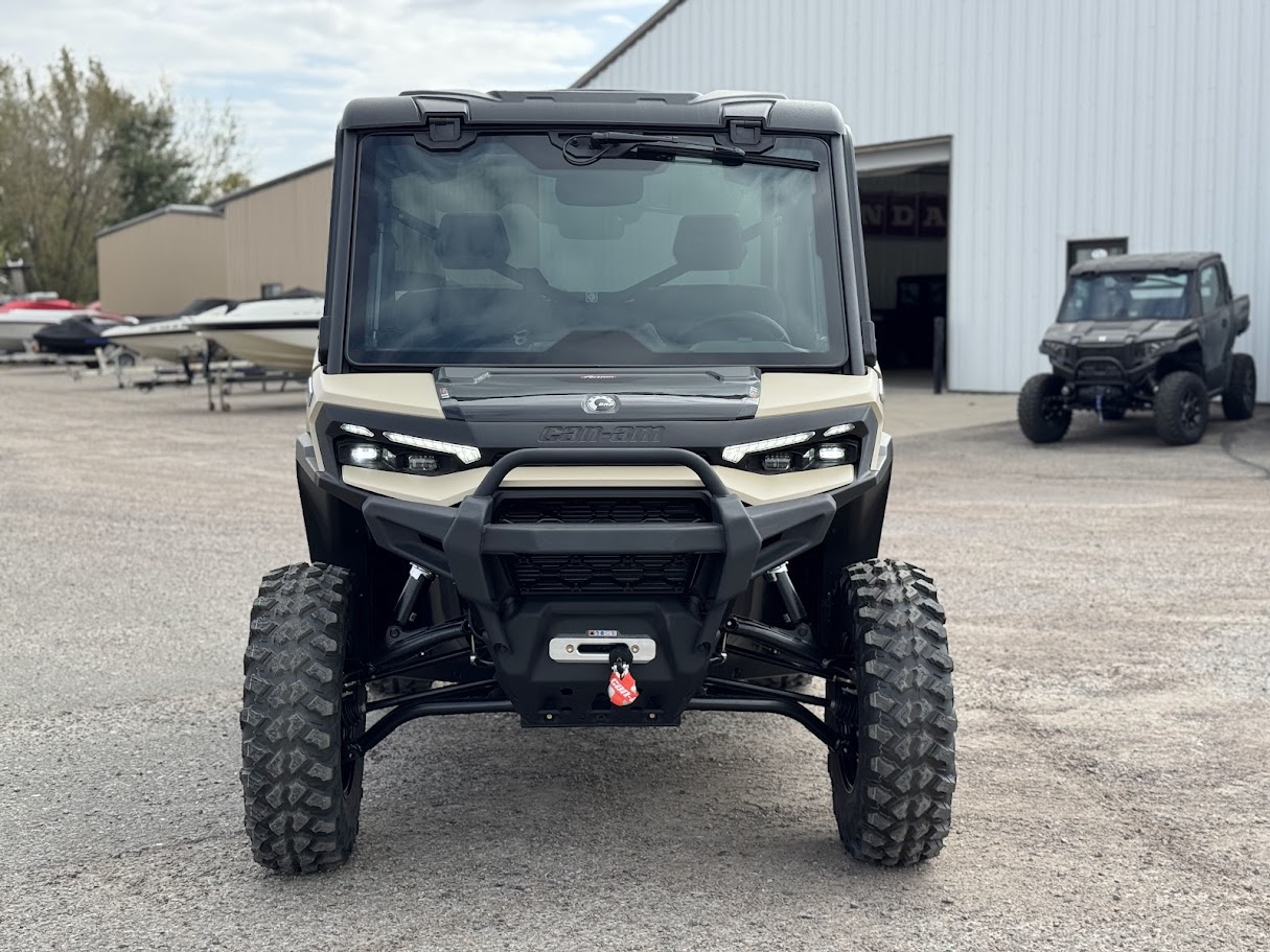 2026 Can-Am DEFENDER LTD HD11 - Photo 2