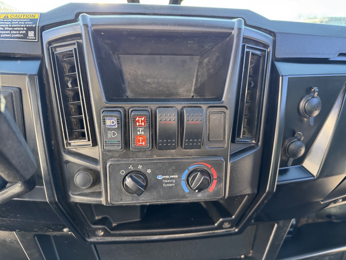 2015 Polaris RANGER CREW 570 EPS Full Size w/ Cab & Heater - Photo 8