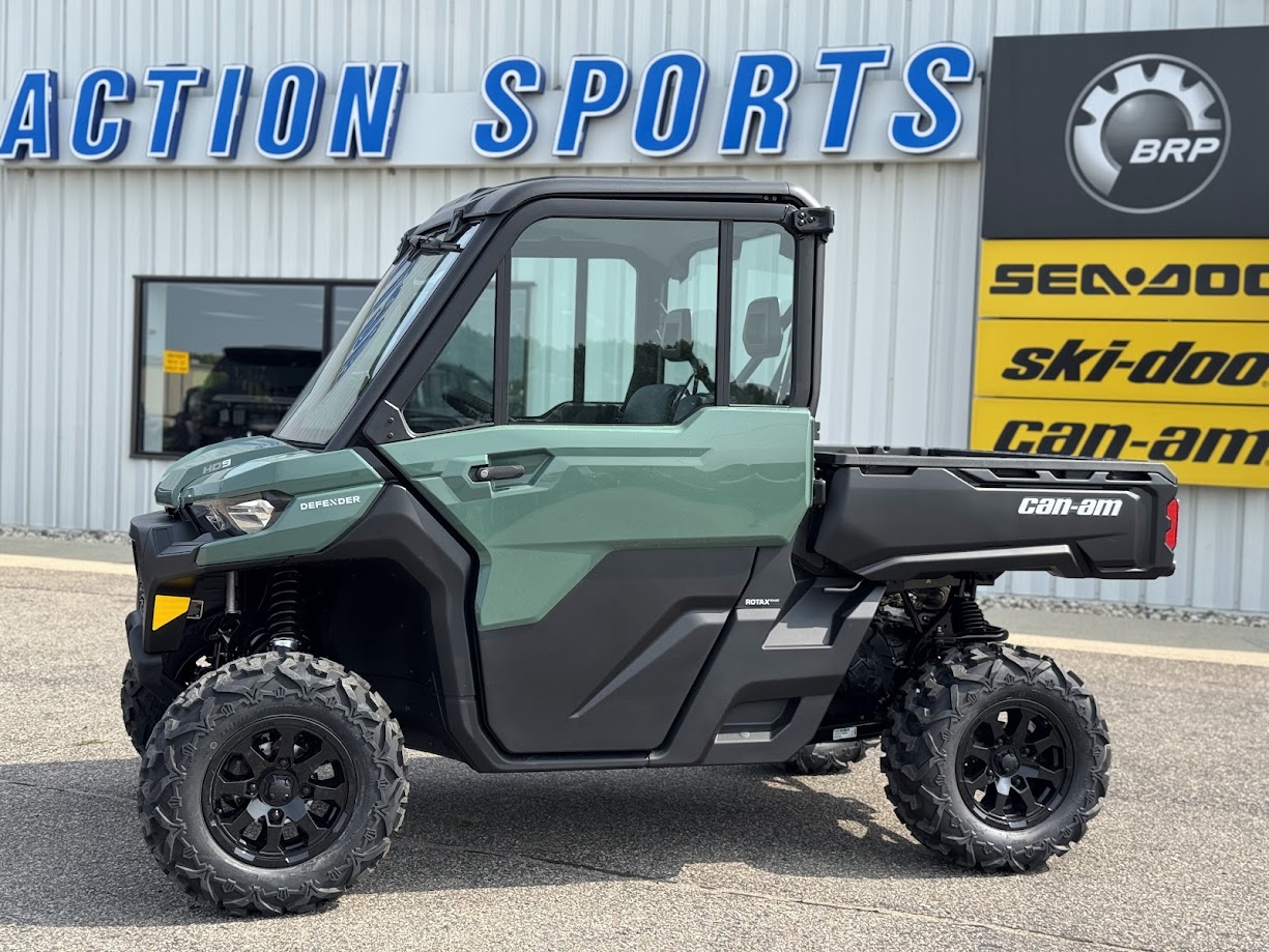 2026 Can-Am DEFENDER DPS CAB HD9