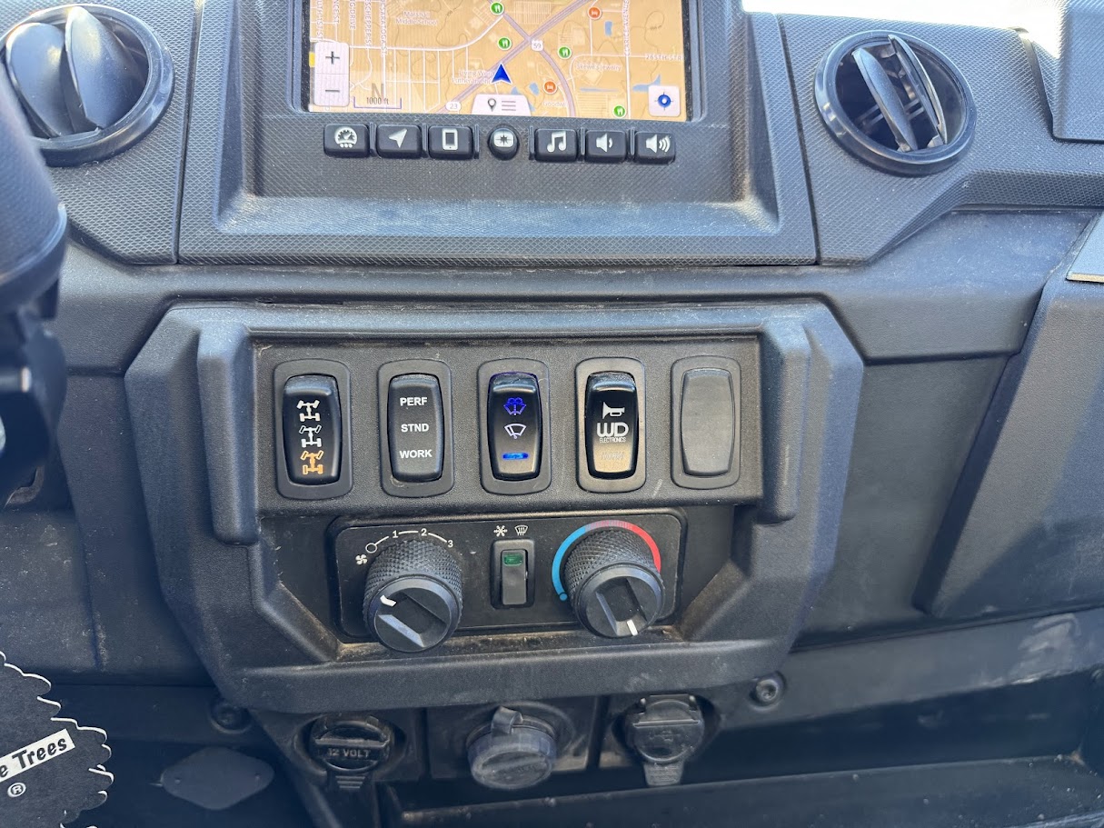 2025 Polaris RANGER CREW XP 1000 NORTHSTAR ULTIMATE - Photo 9