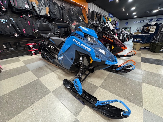 2024 Polaris SWITCHBACK XC (DEMO)