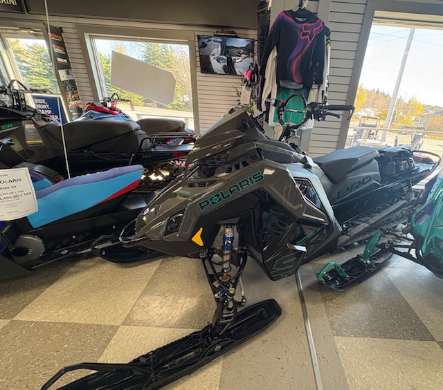 2024 Polaris PRO RMK 9 R - Photo 3