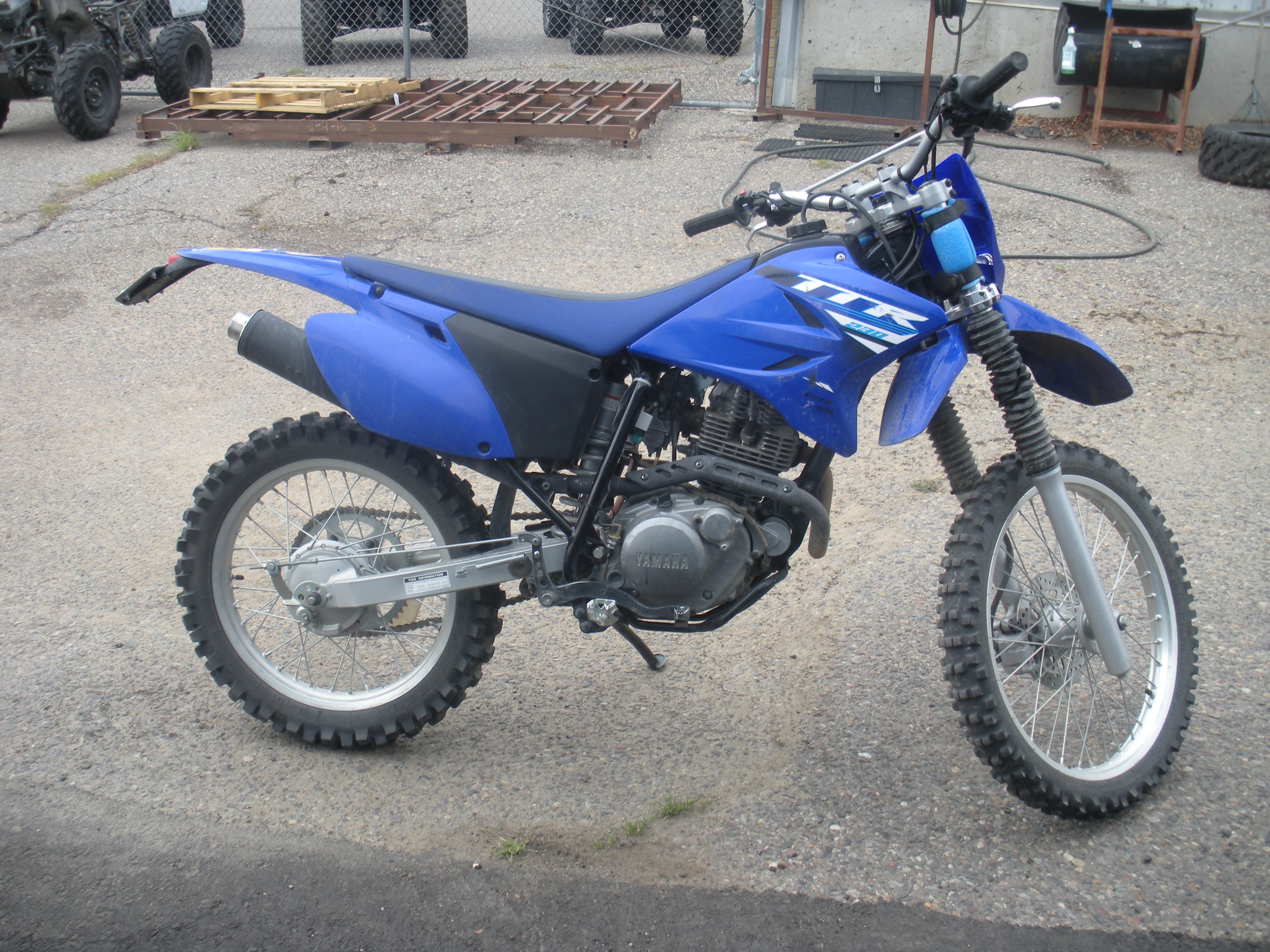 2025 Yamaha TTR230S - Photo 3