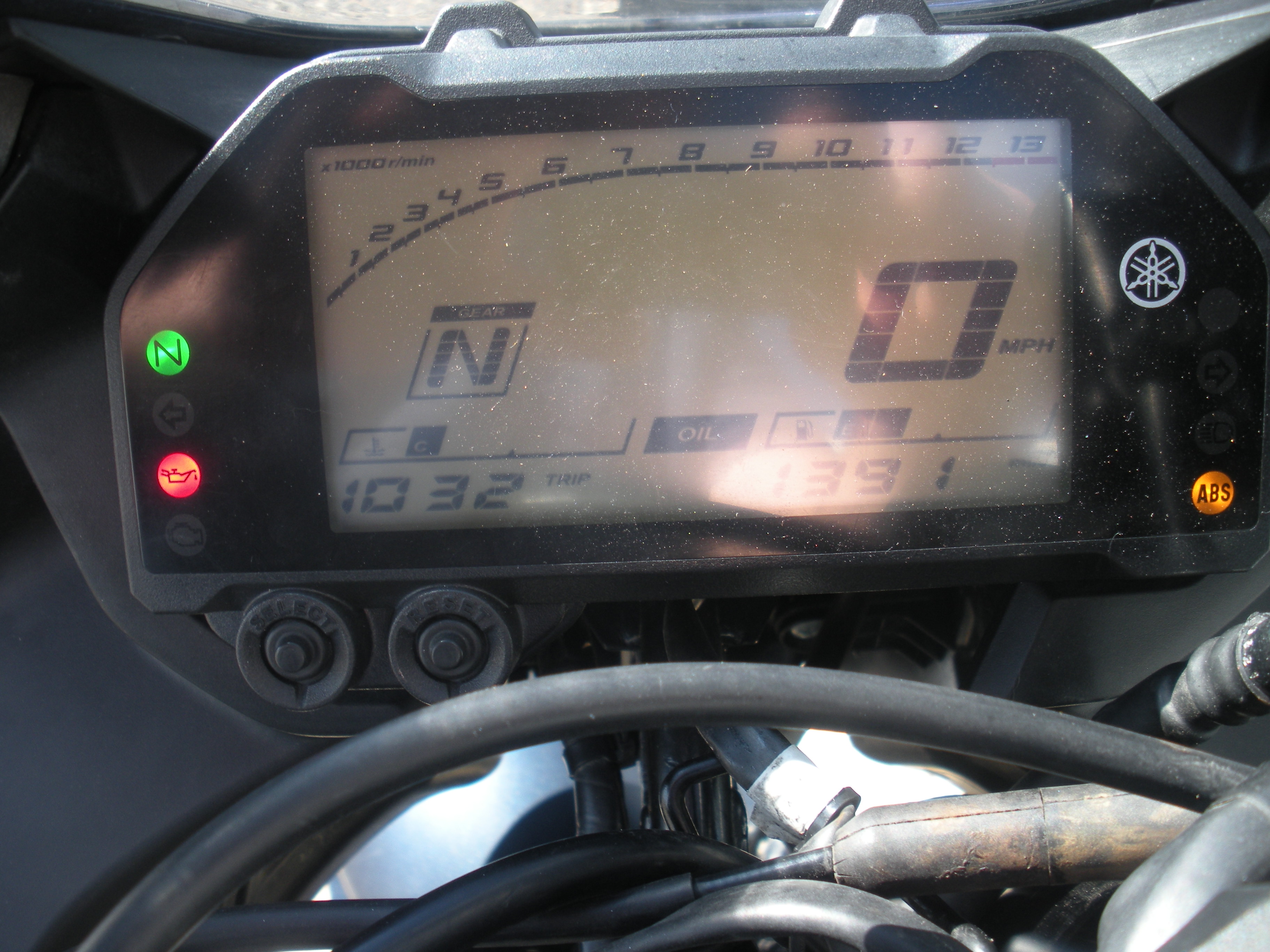 2023 Yamaha YZFR3APL - Photo 2