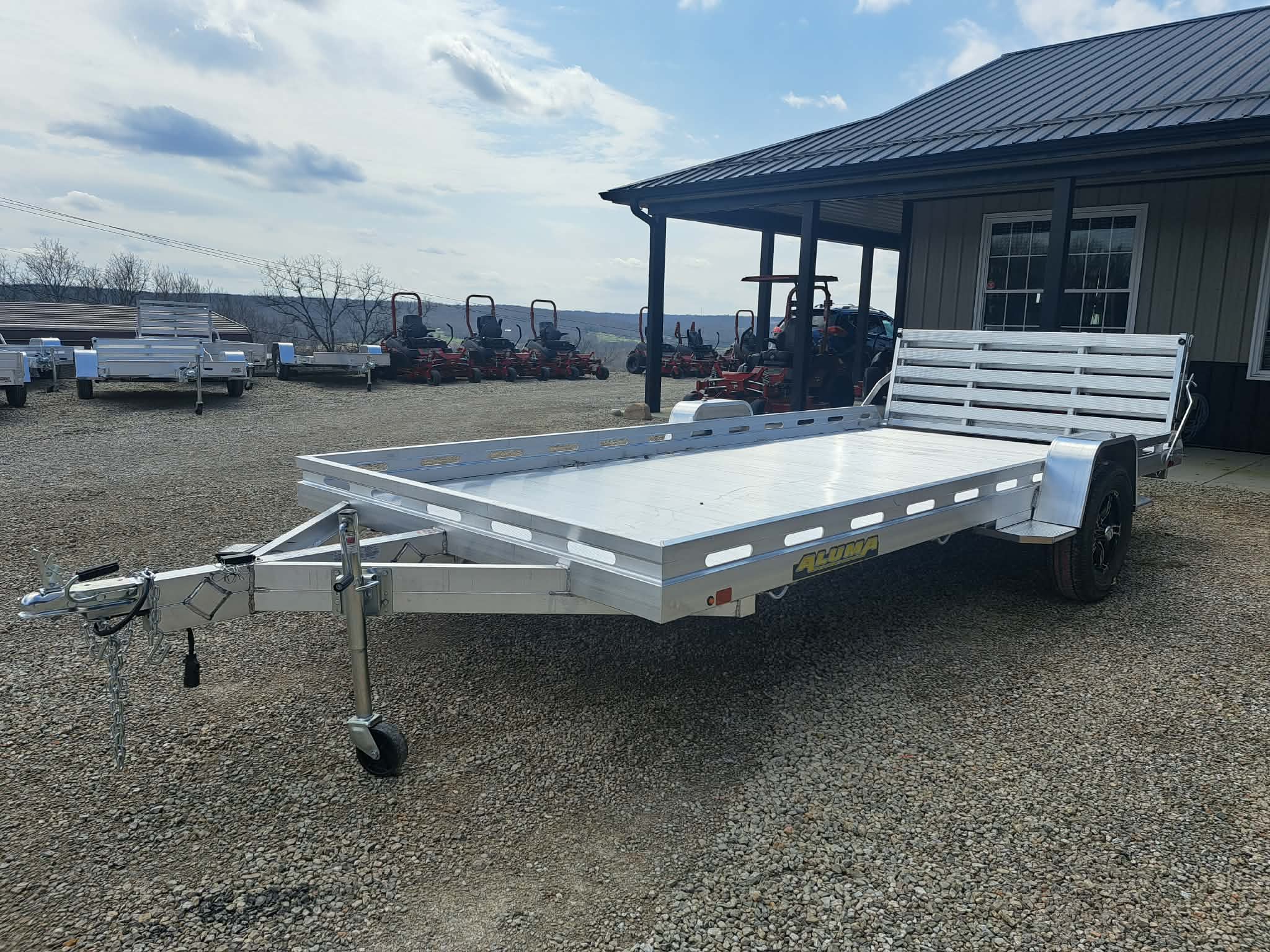 2027 Aluma 8015S-EL