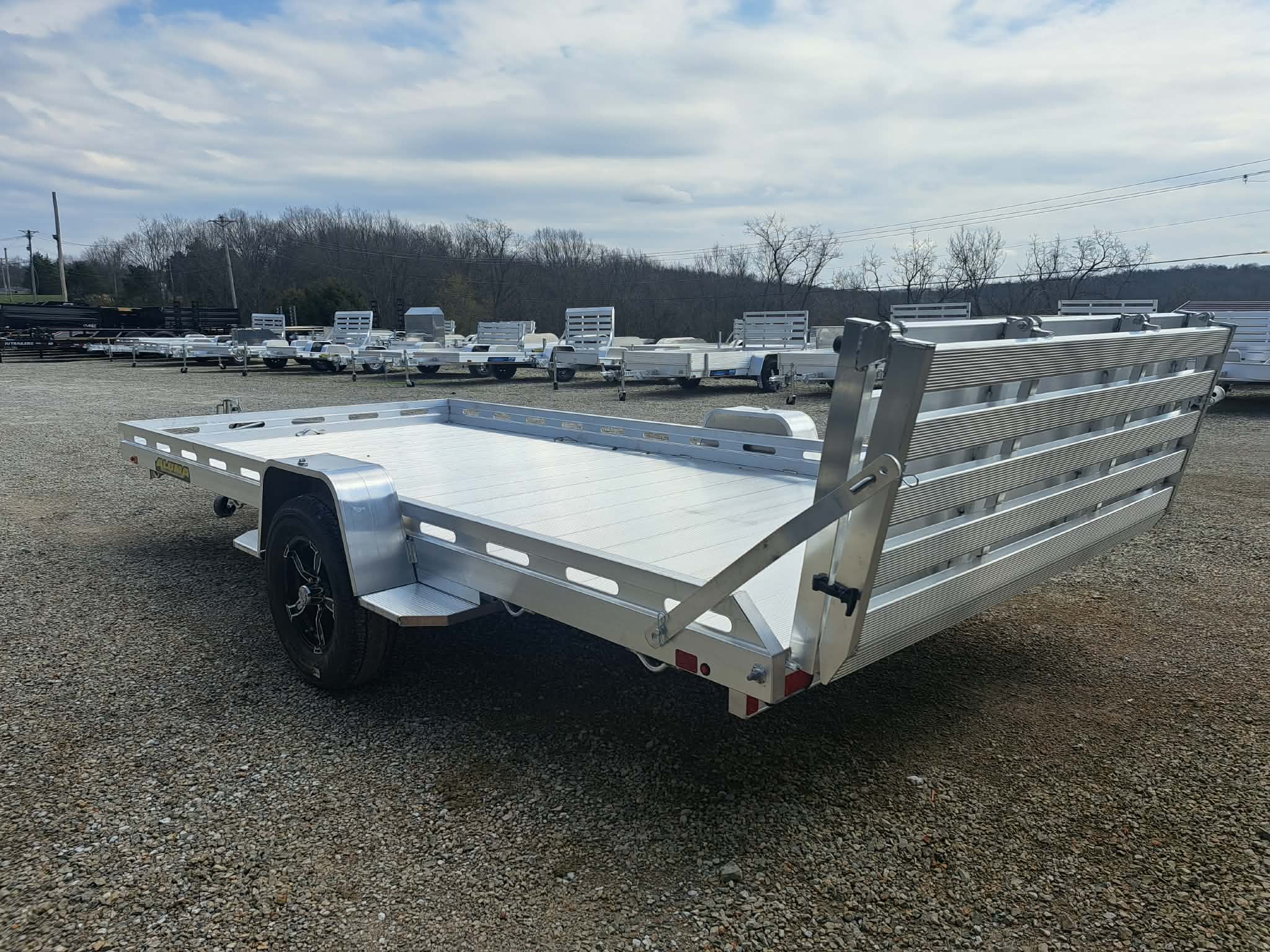 2027 Aluma 8015S-EL photo 3