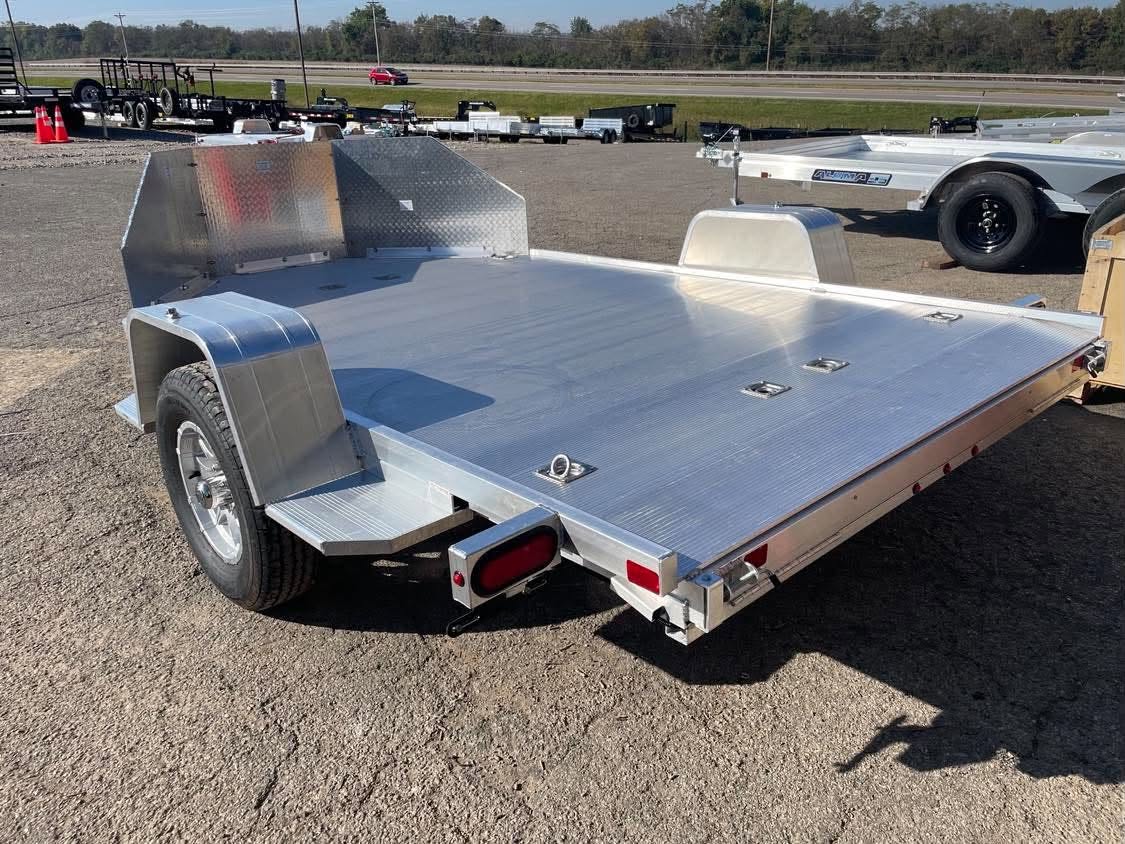 2027 Aluma MC210 photo 2