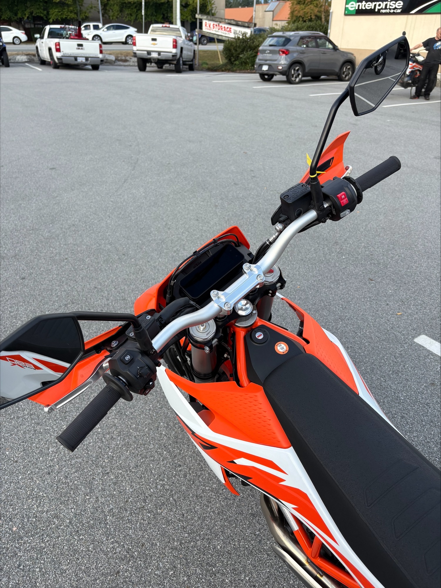 2026 KTM 690 ENDURO R - Photo 4