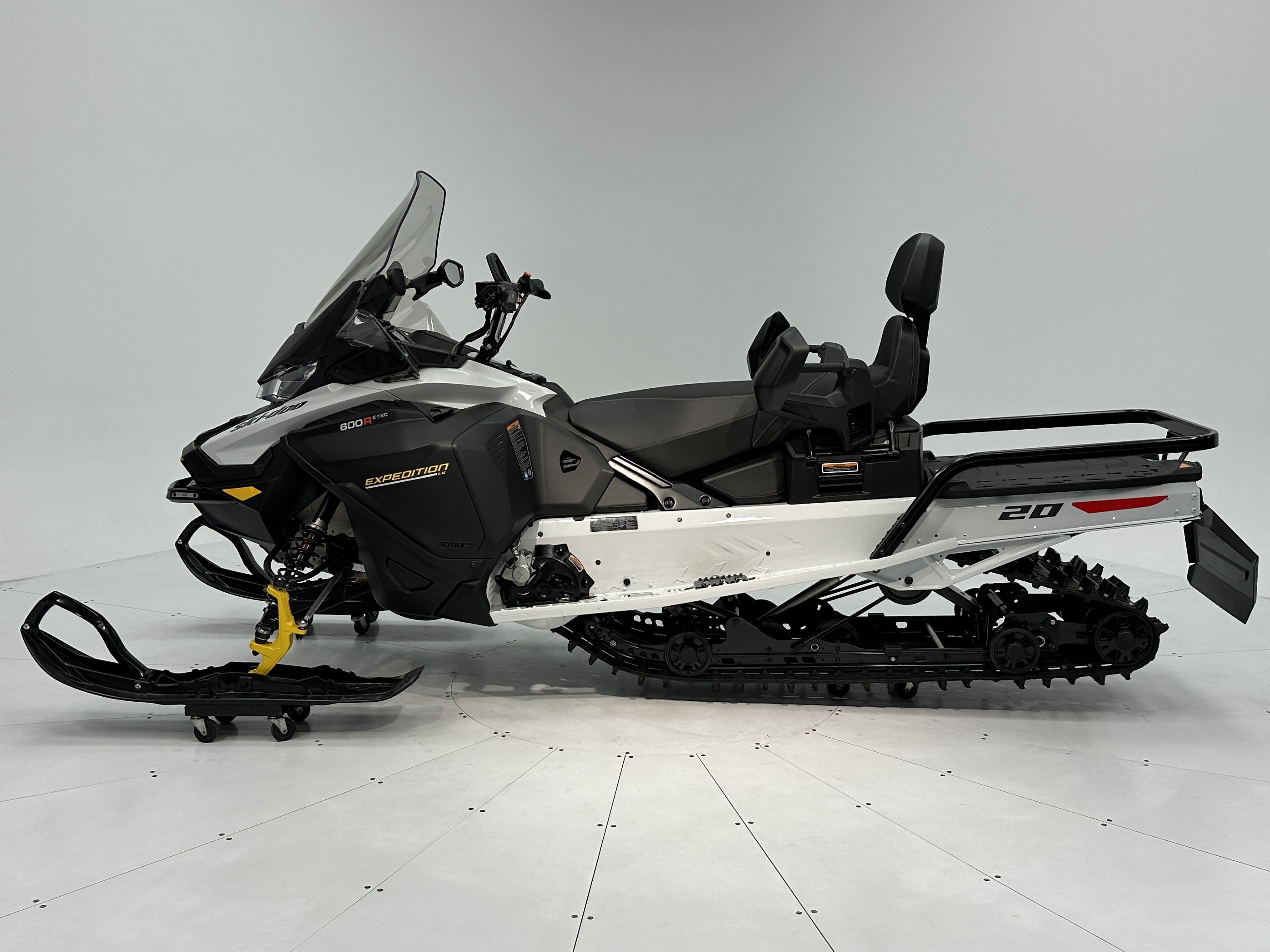 2025 Ski-Doo EXPEDITION LE 20" 600R E-TEC Silent Cobra 1.5" E.S. - Photo 3