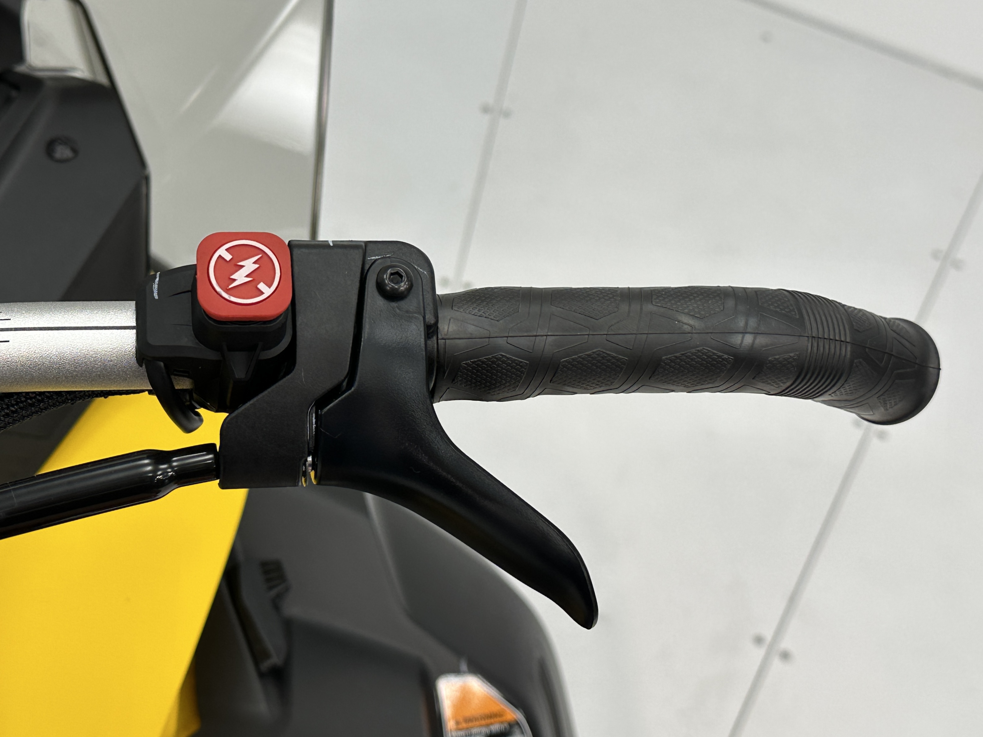2025 Ski-Doo TUNDRA SPORT 600 EFI Cobra 1.6" E.S. - Photo 8