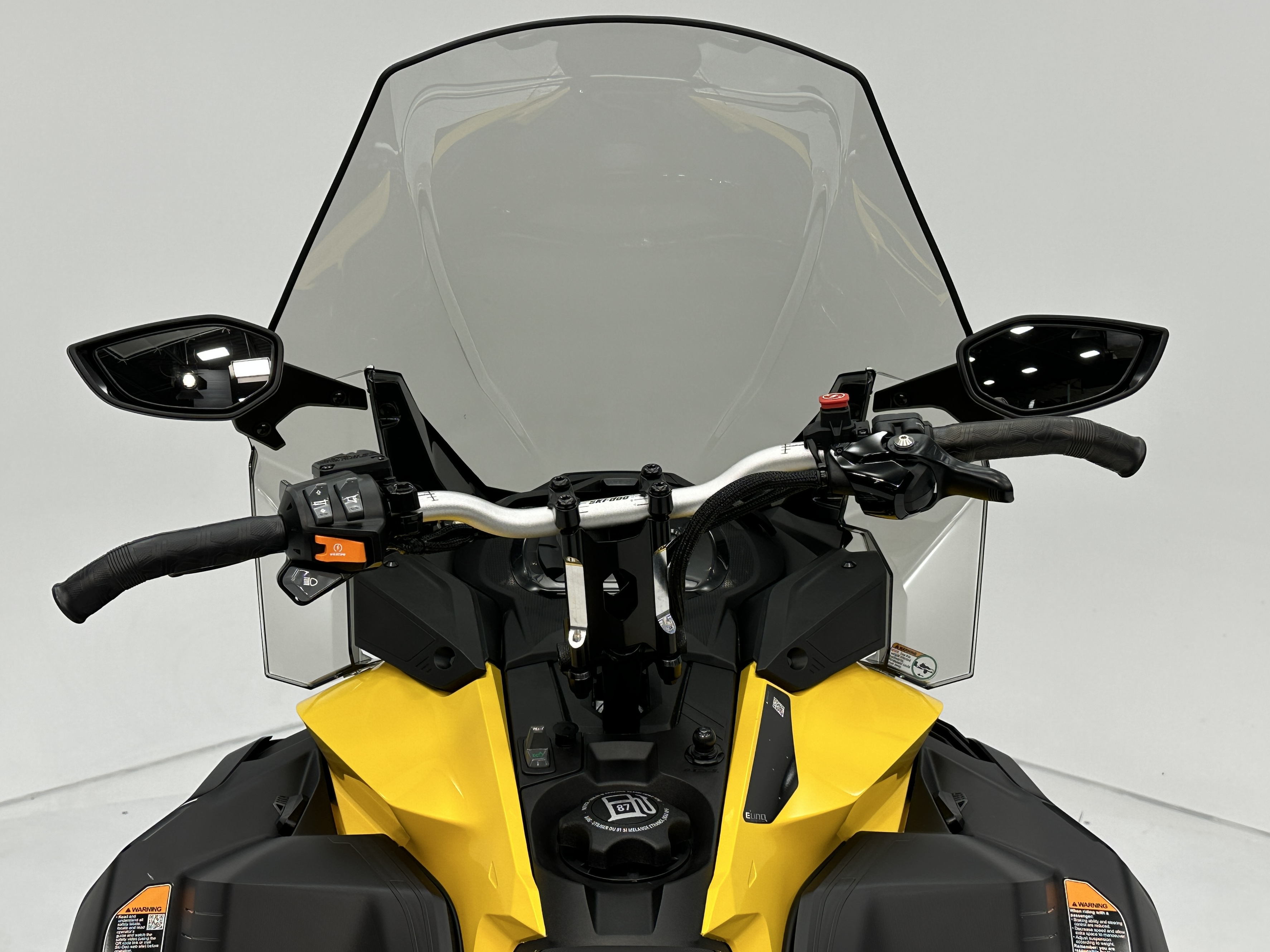 2025 Ski-Doo GRAND TOURING SPORT 600 ACE Silent Track II 1.25" E.S. - Photo 5