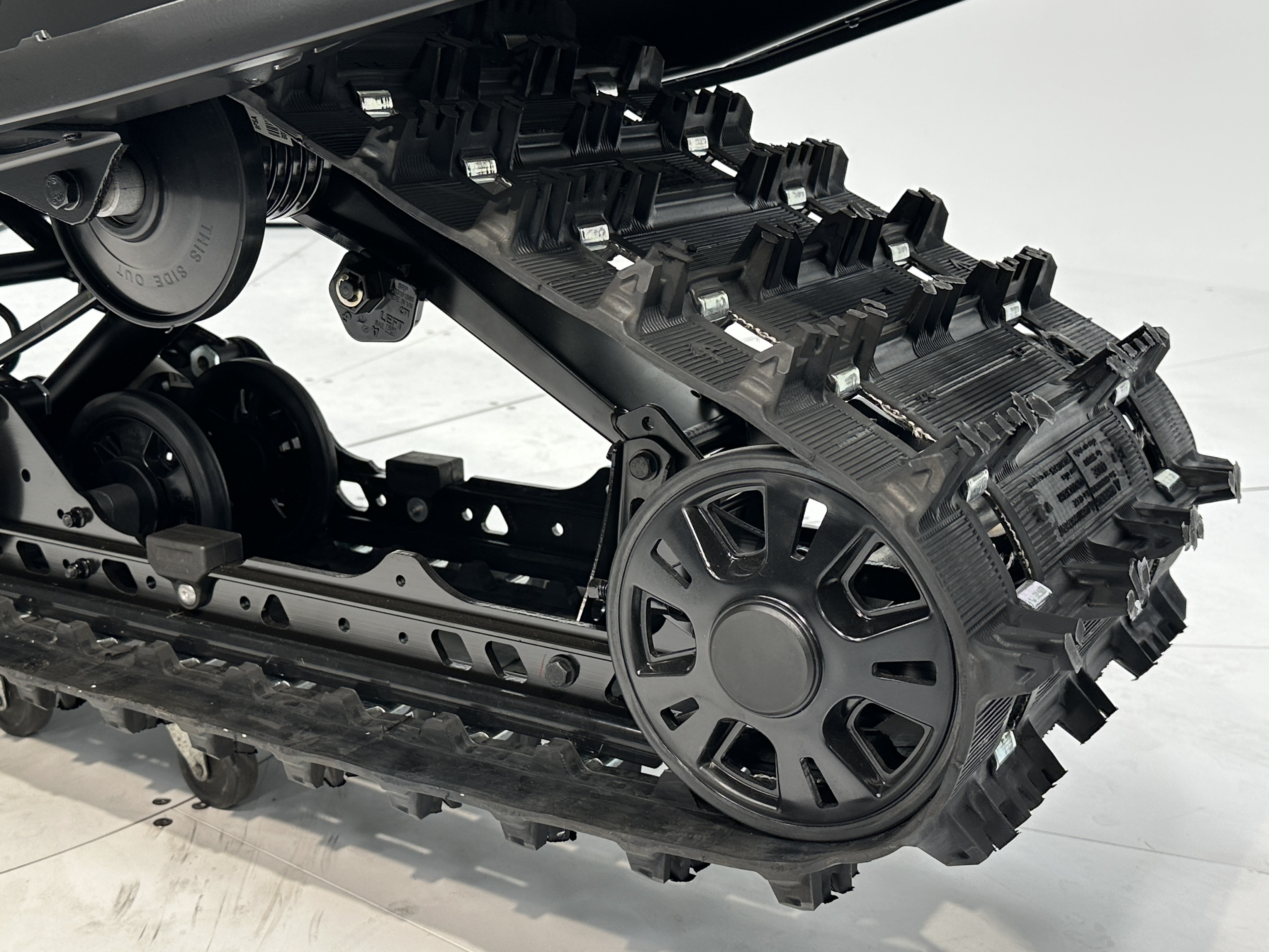 2025 Ski-Doo MXZ NEO+ 600 EFI (55) RipSaw 1.25" E.S. - Photo 10