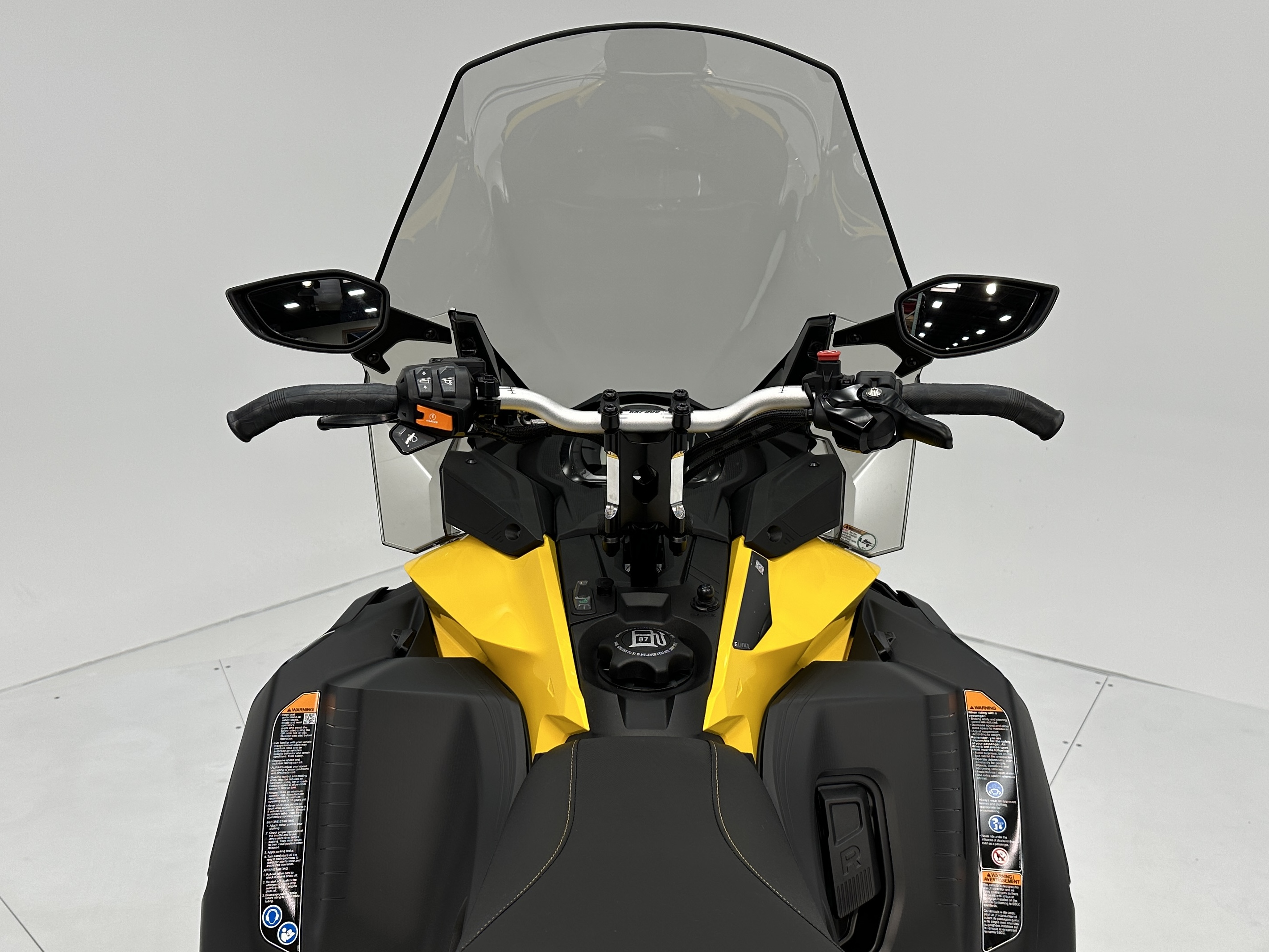 2025 Ski-Doo GRAND TOURING SPORT 900 ACE Silent Track II 1.25" E.S. - Photo 5