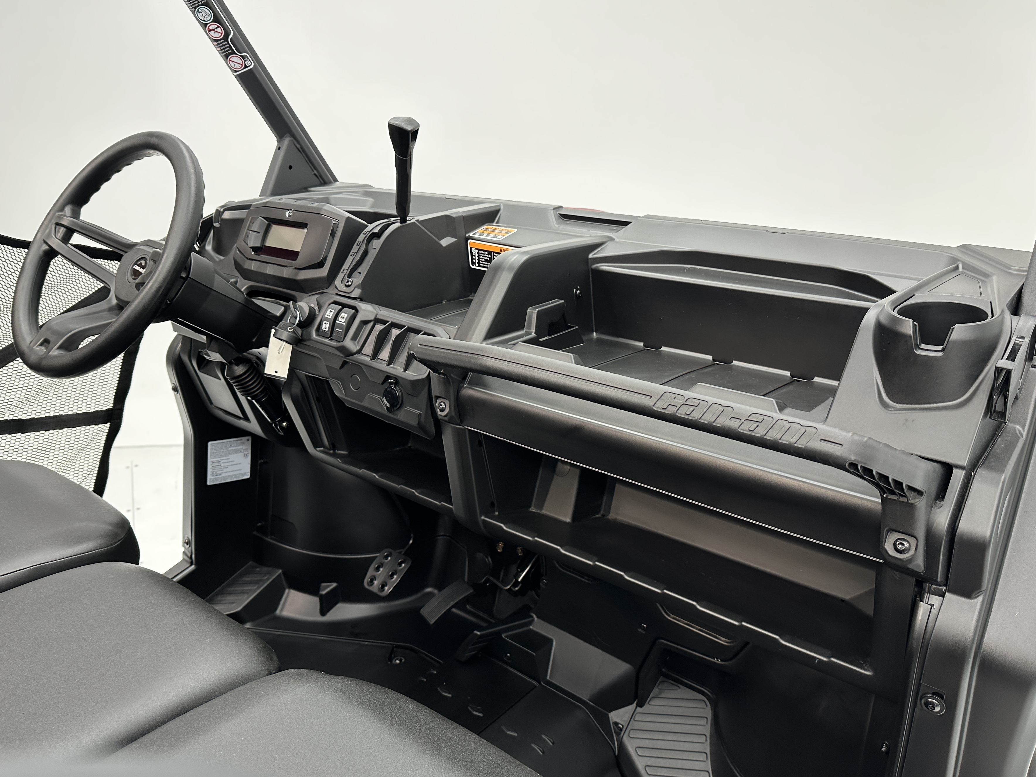2025 Can-Am Defender DPS HD10 - Photo 6