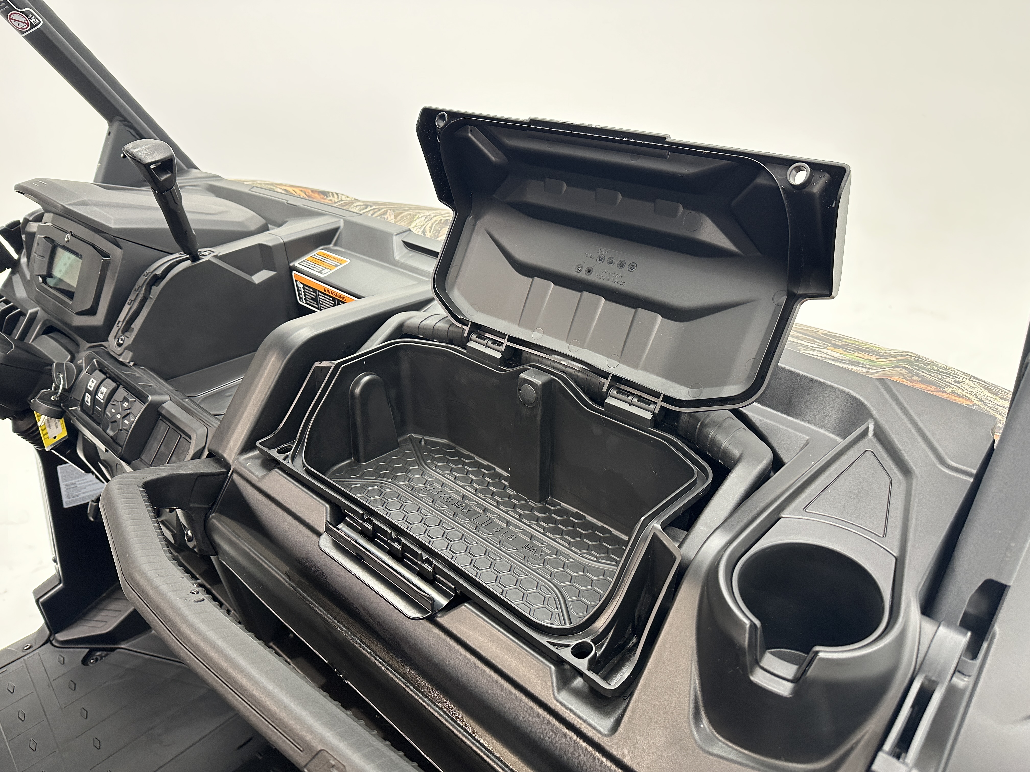 2025 Can-Am Defender XT HD10 - Photo 11