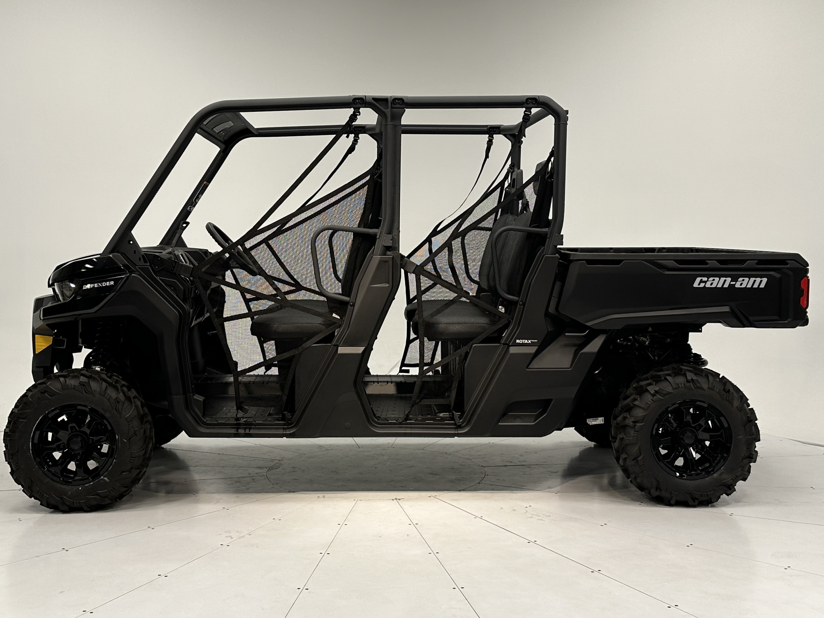 2025 Can-Am Defender MAX DPS HD10 - Photo 3
