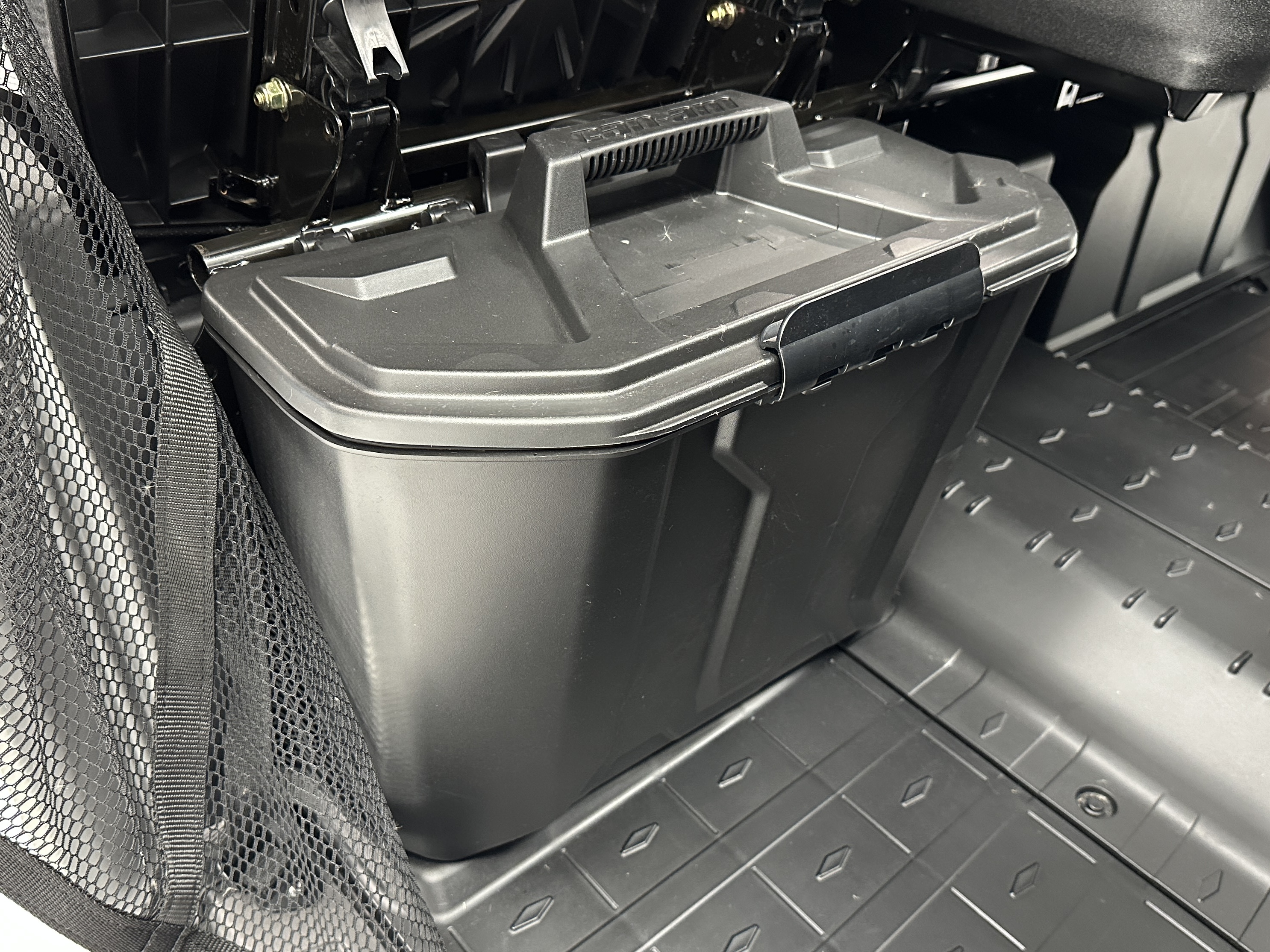 2025 Can-Am Defender XT HD10 Demonstrator - Photo 12