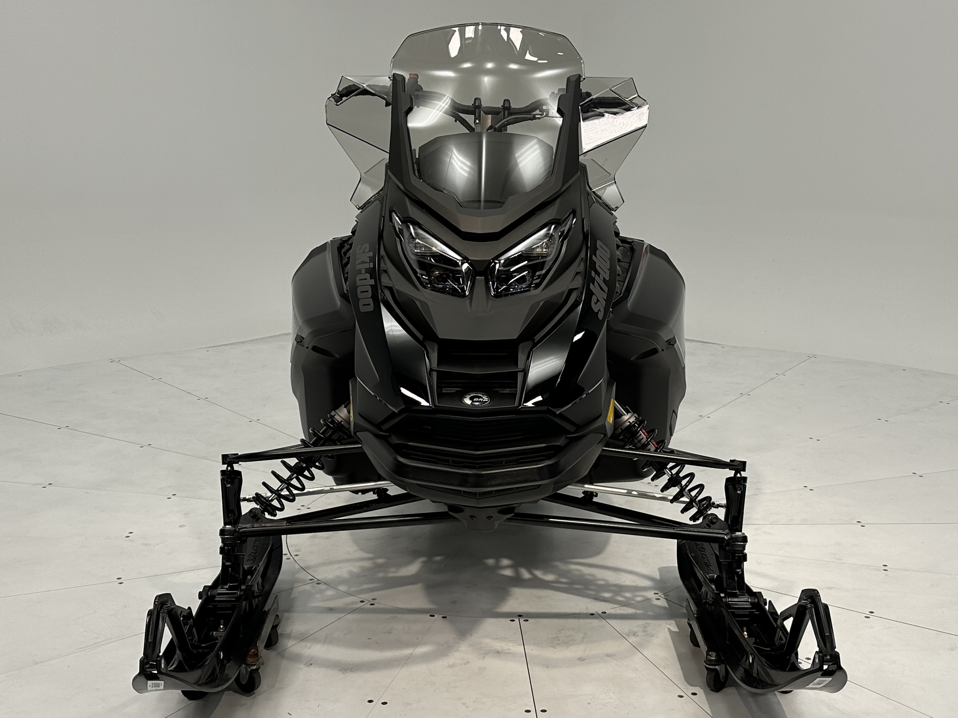 2025 Ski-Doo RENEGADE ADRENALINE 900 ACE Turbo R RipSaw 1.25" E.S. - Photo 4