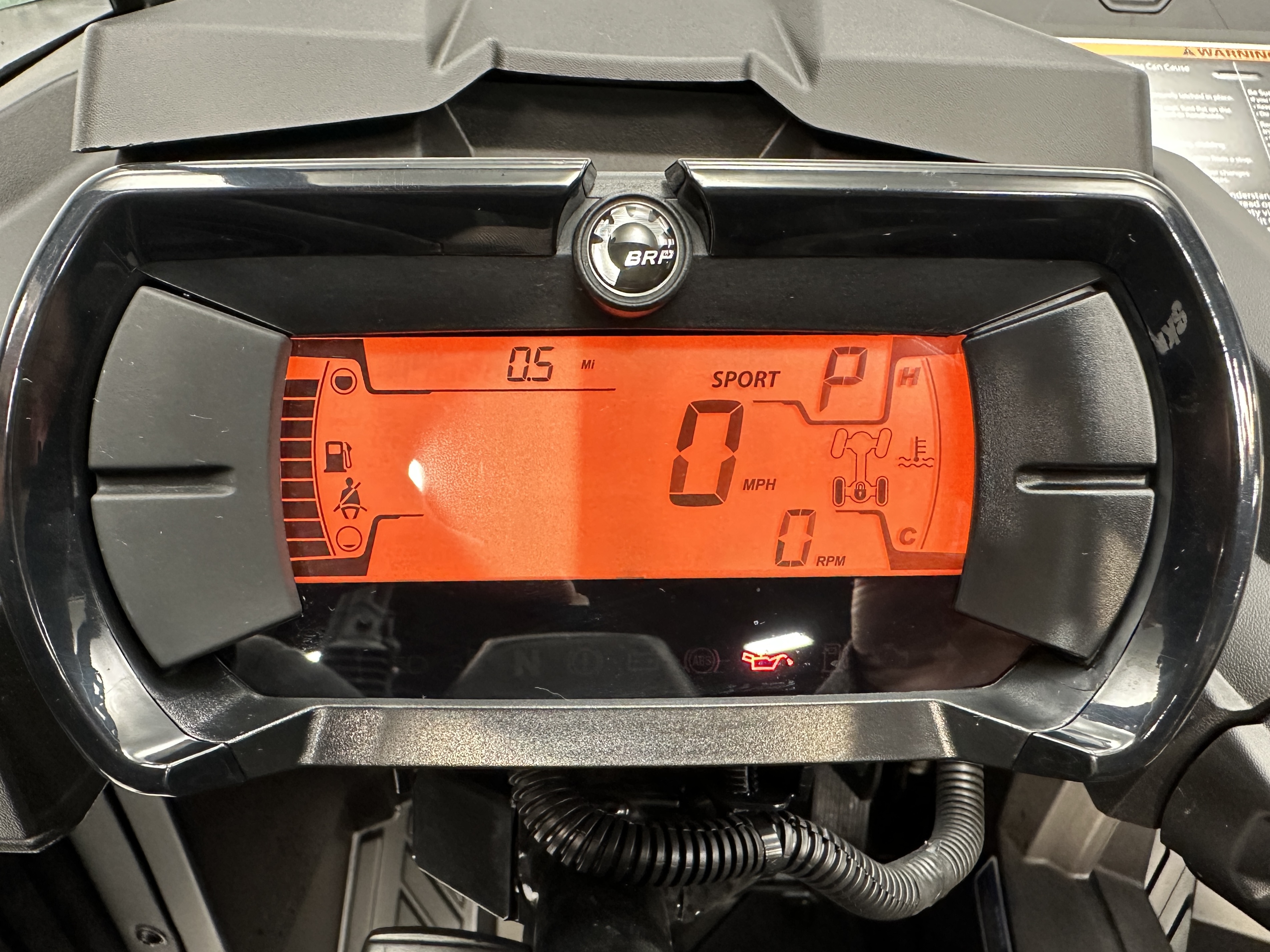 2025 Can-Am Commander DPS 1000R - Photo 7