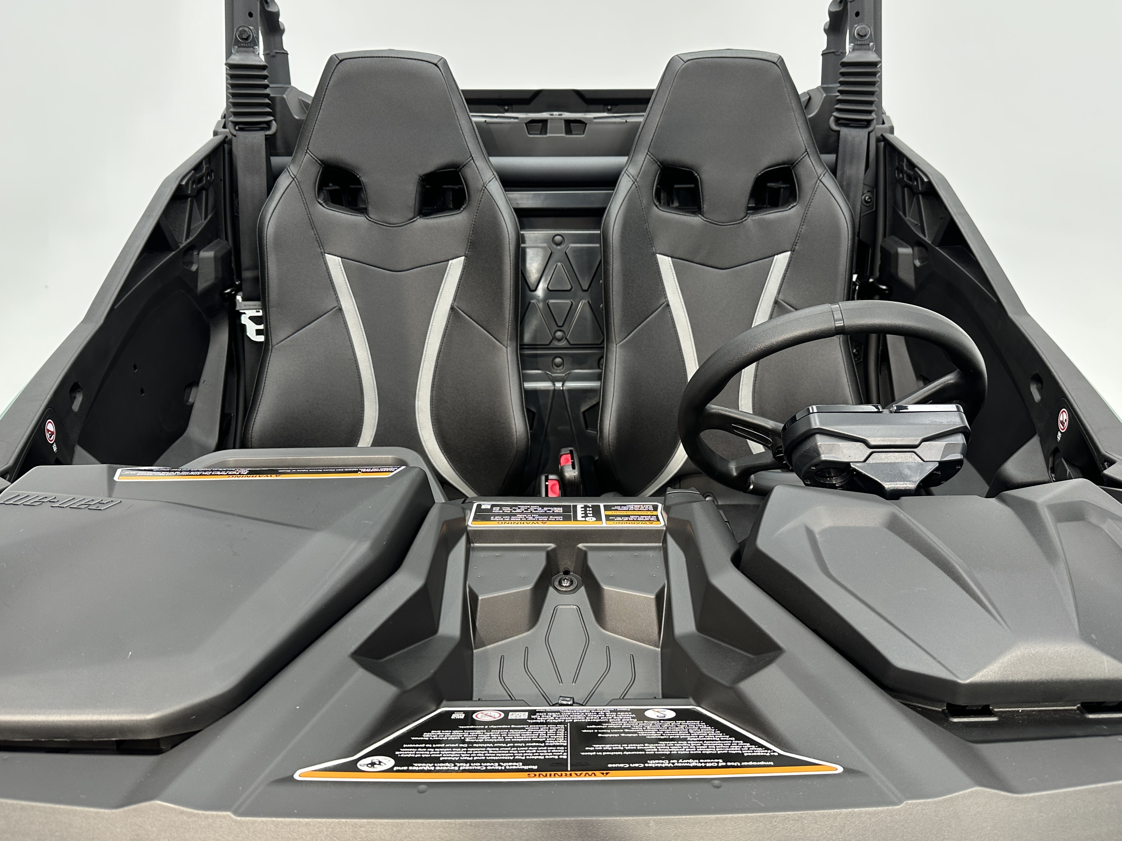 2025 Can-Am Commander DPS 1000R - Photo 12
