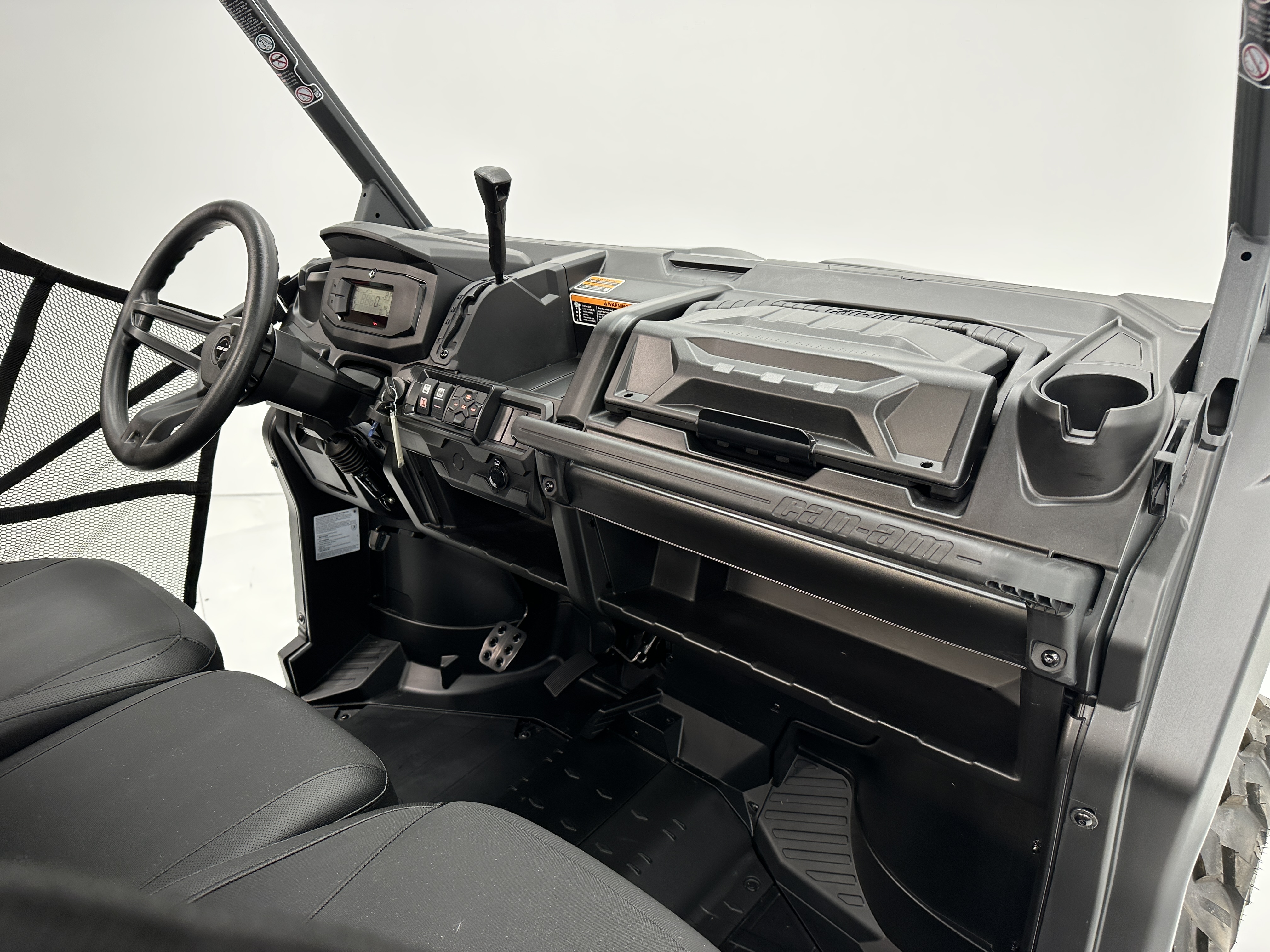 2025 Can-Am Defender XT HD10 - Photo 6