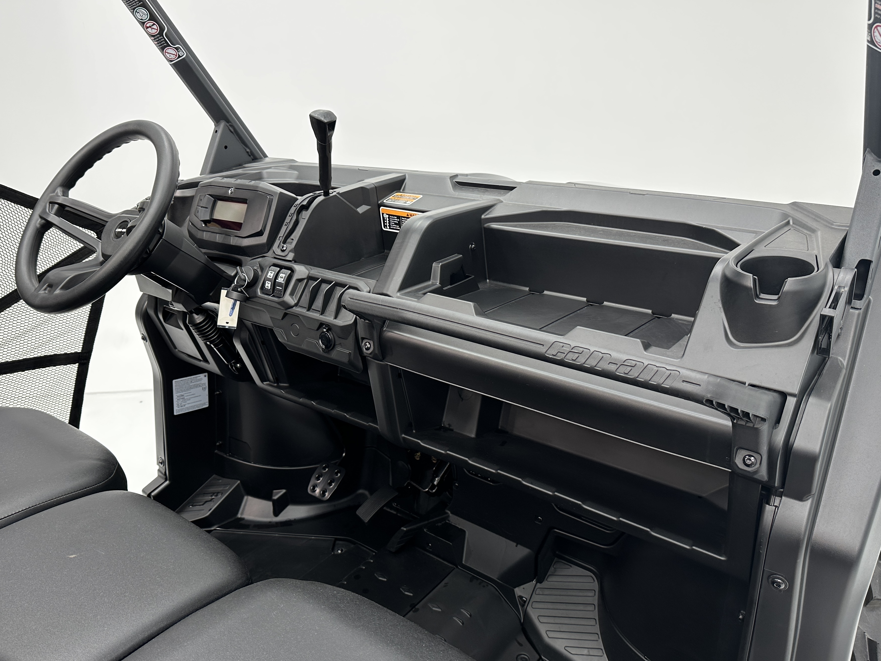 2025 Can-Am Defender MAX DPS HD10 - Photo 6