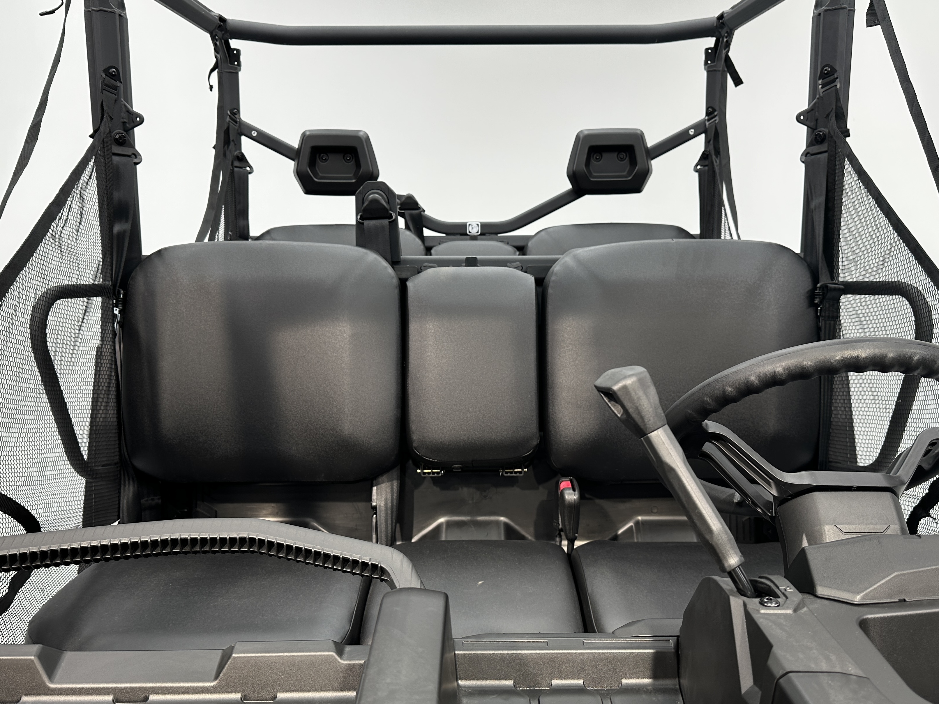 2025 Can-Am Defender MAX DPS HD10 - Photo 10