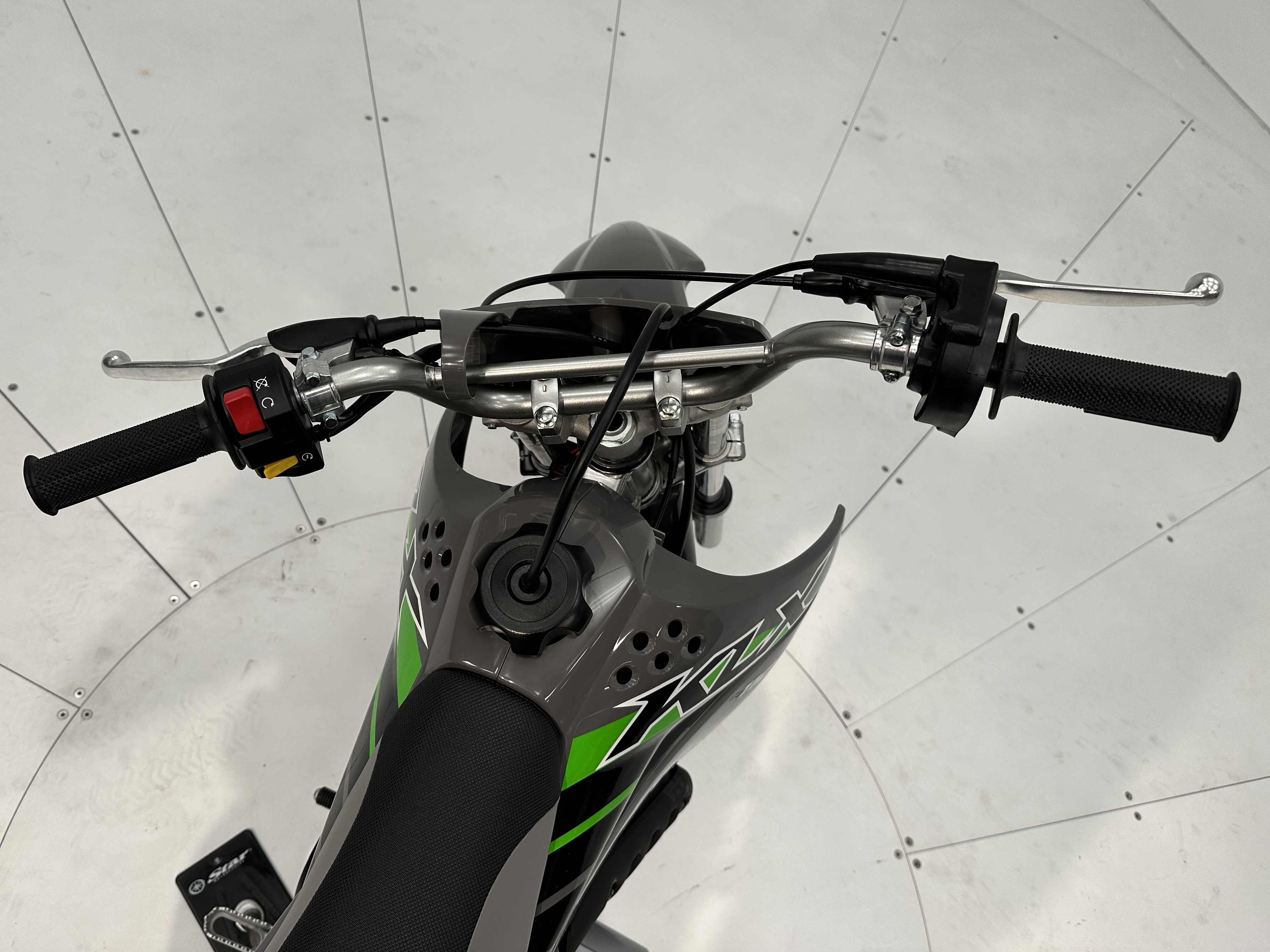 2025 Kawasaki KLX 110R L - Photo 5