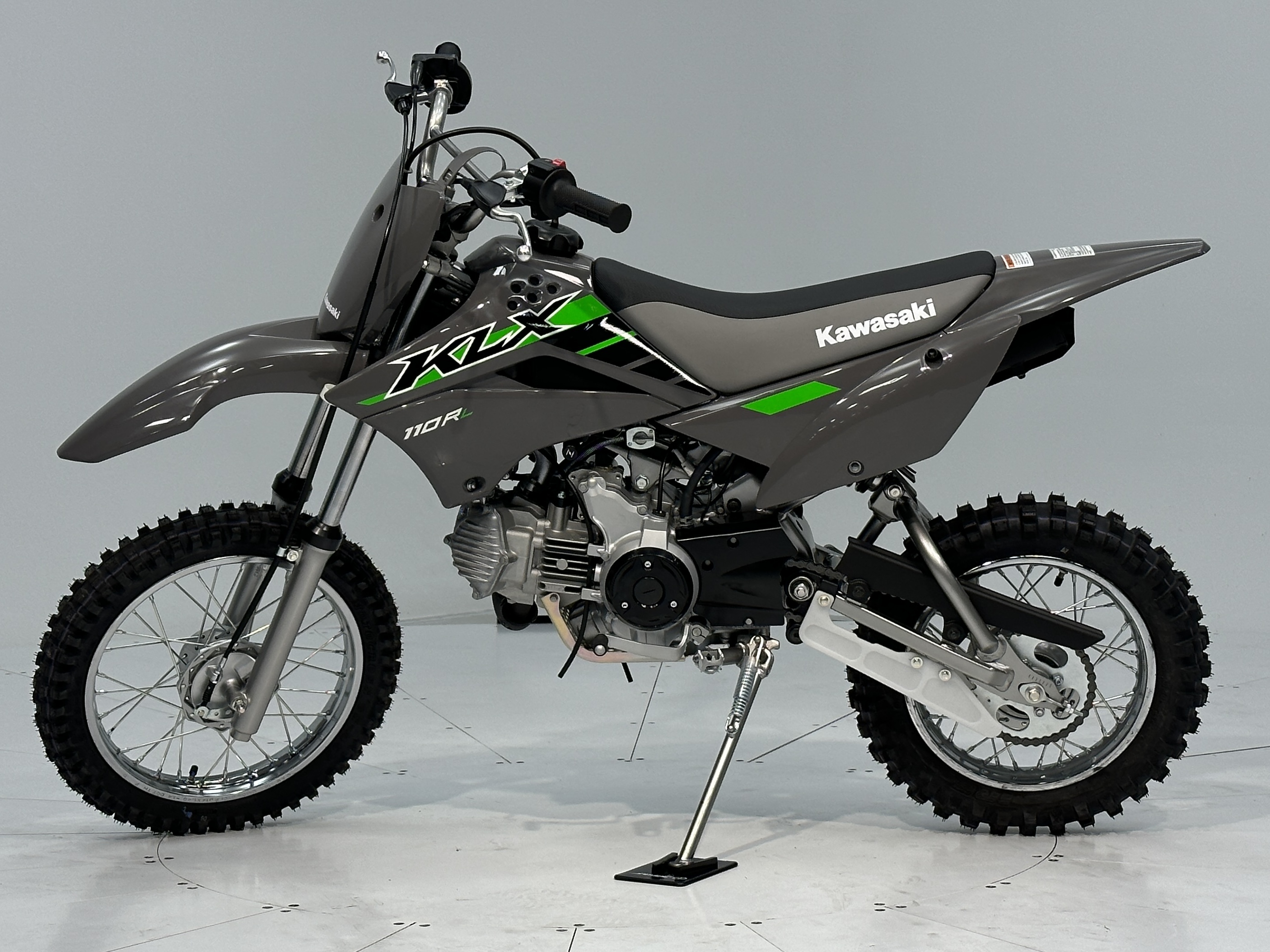 2025 Kawasaki KLX 110R L - Photo 3