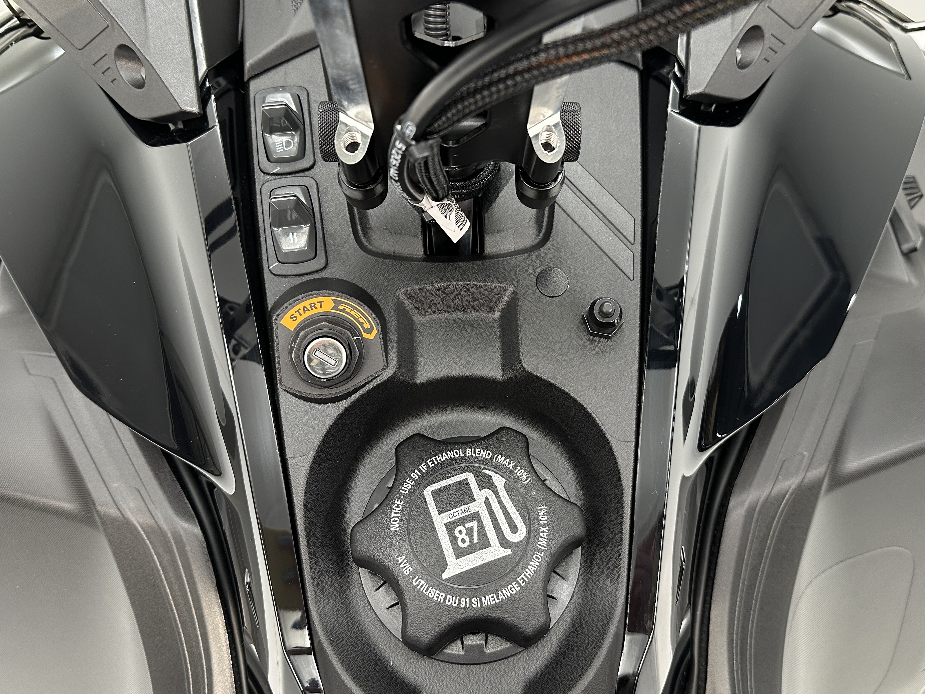 2025 Ski-Doo TUNDRA LE 600 EFI Charger 1.5" E.S. - Photo 9