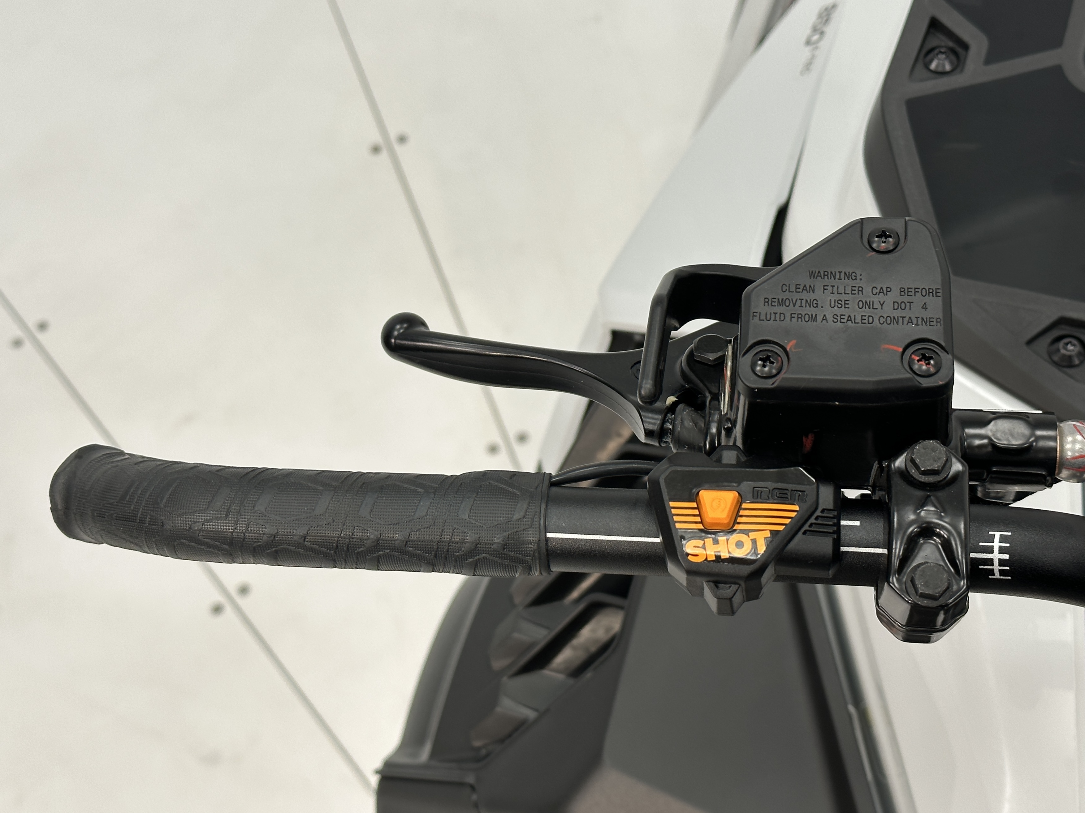 2025 Ski-Doo SUMMIT ADR w/ EDGE Pkg 154 850 E-TEC PowderMax X-Light FlexEdge 3.0" SHOT - Photo 7