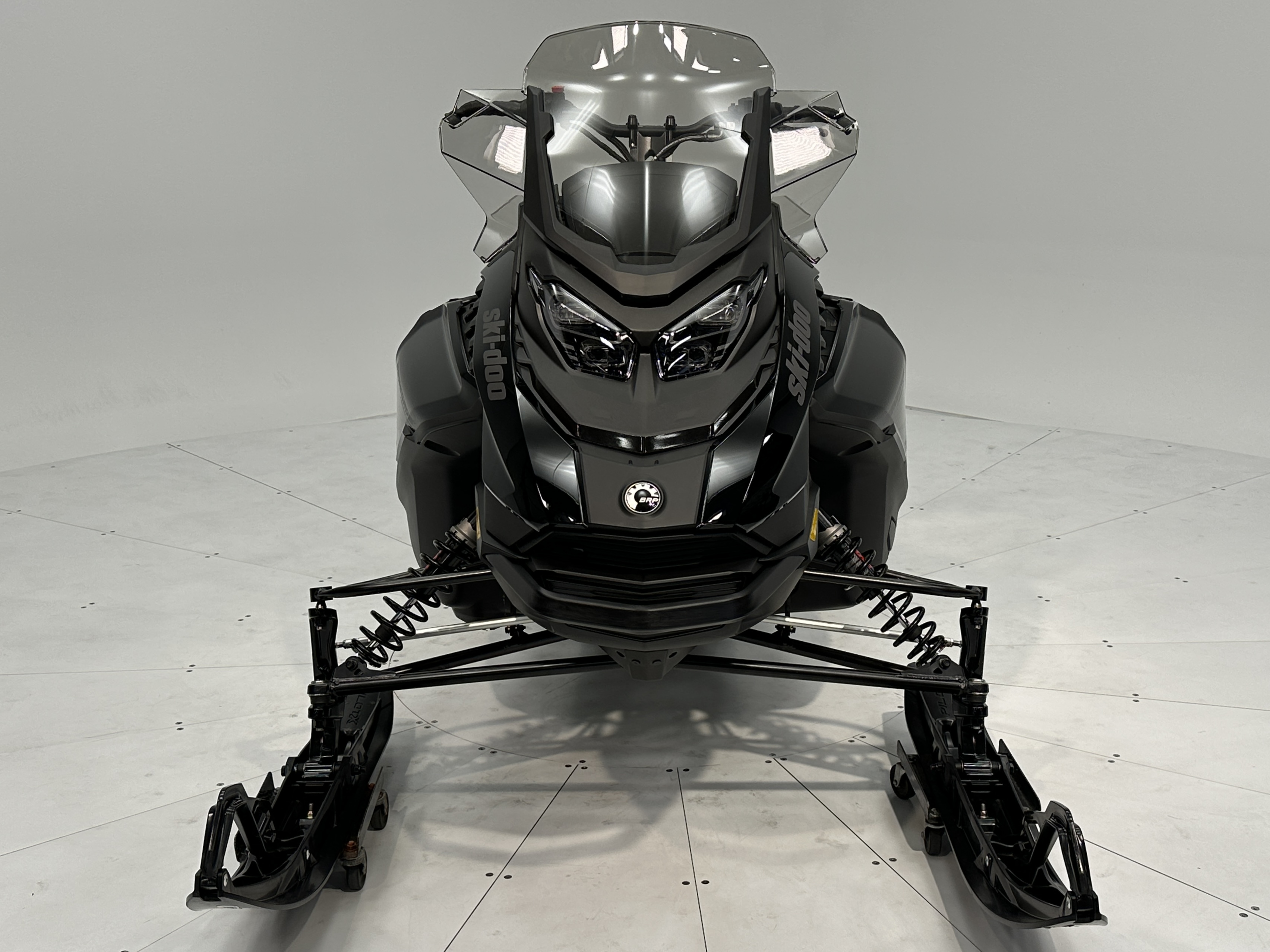 2025 Ski-Doo RENEGADE ADRENALINE 900 ACE RipSaw 1.25" E.S. - Photo 4