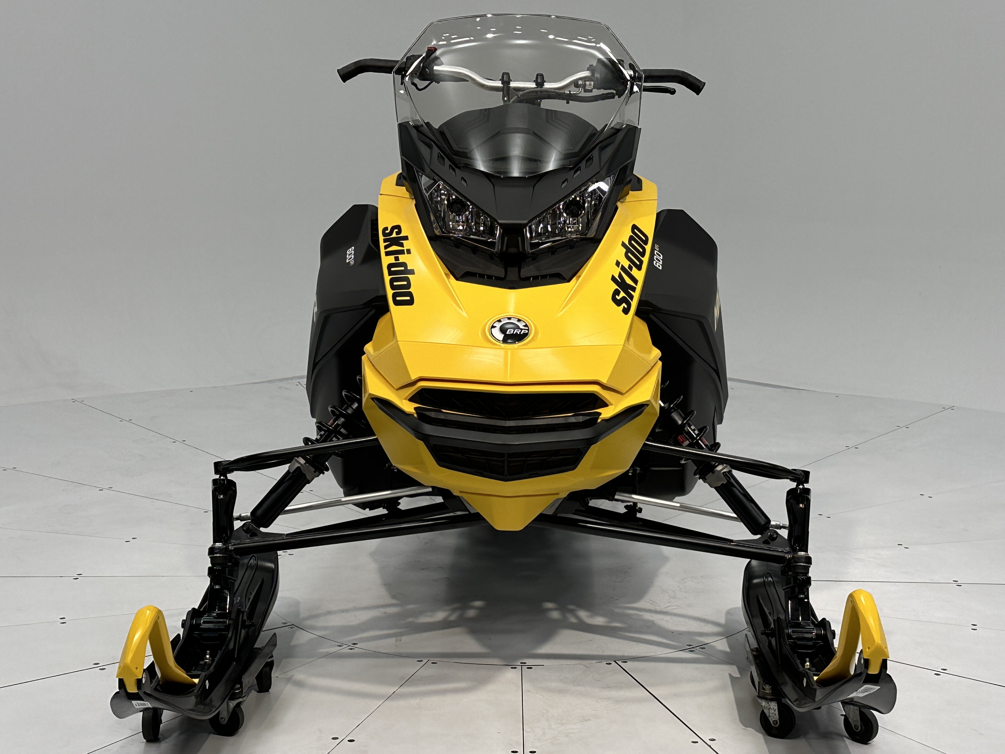 2025 Ski-Doo MXZ SPORT 129 600 EFI RipSaw 1.25" E.S. - Photo 4
