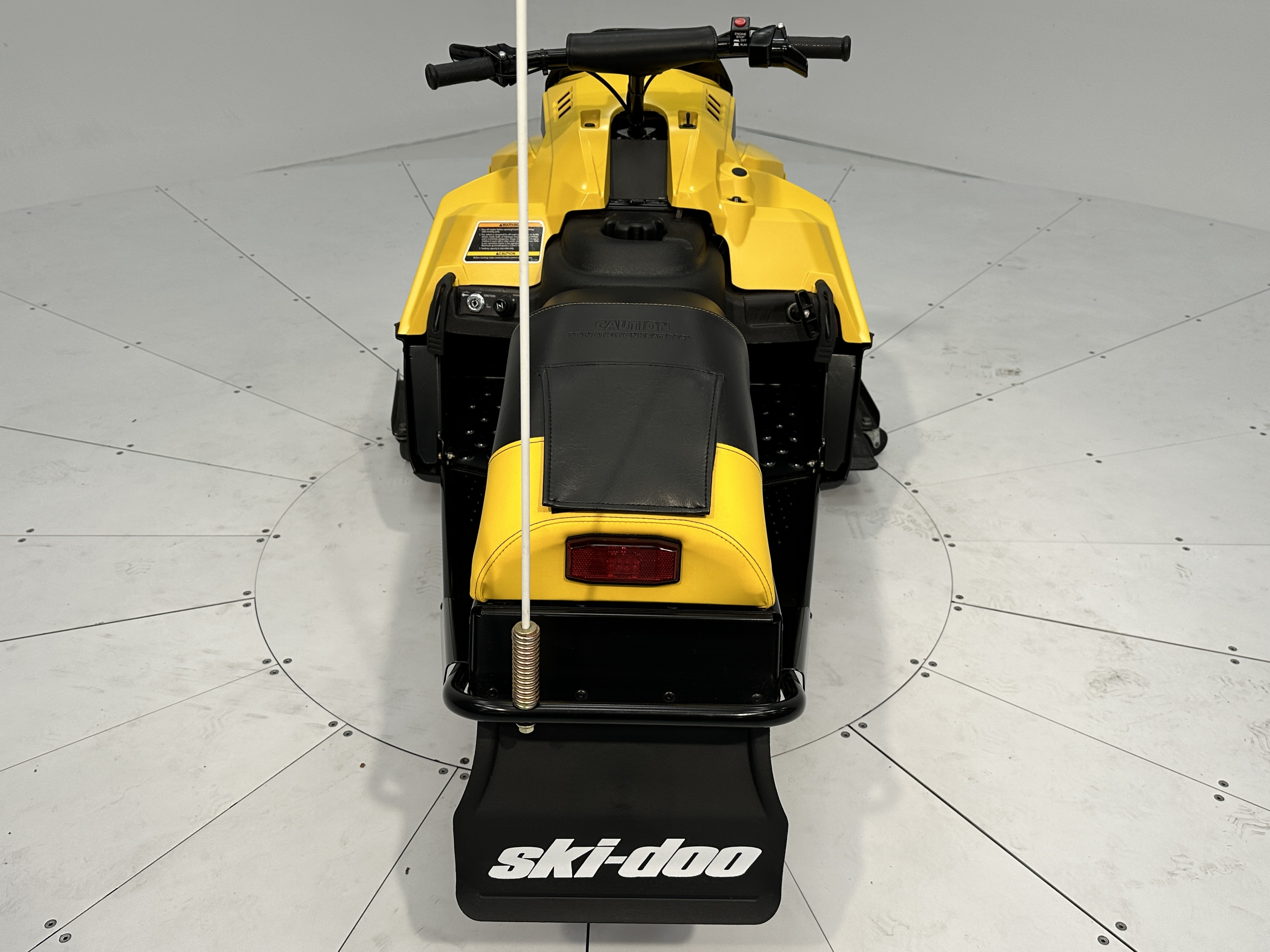 2025 Ski-Doo MXZ 120 - Photo 2