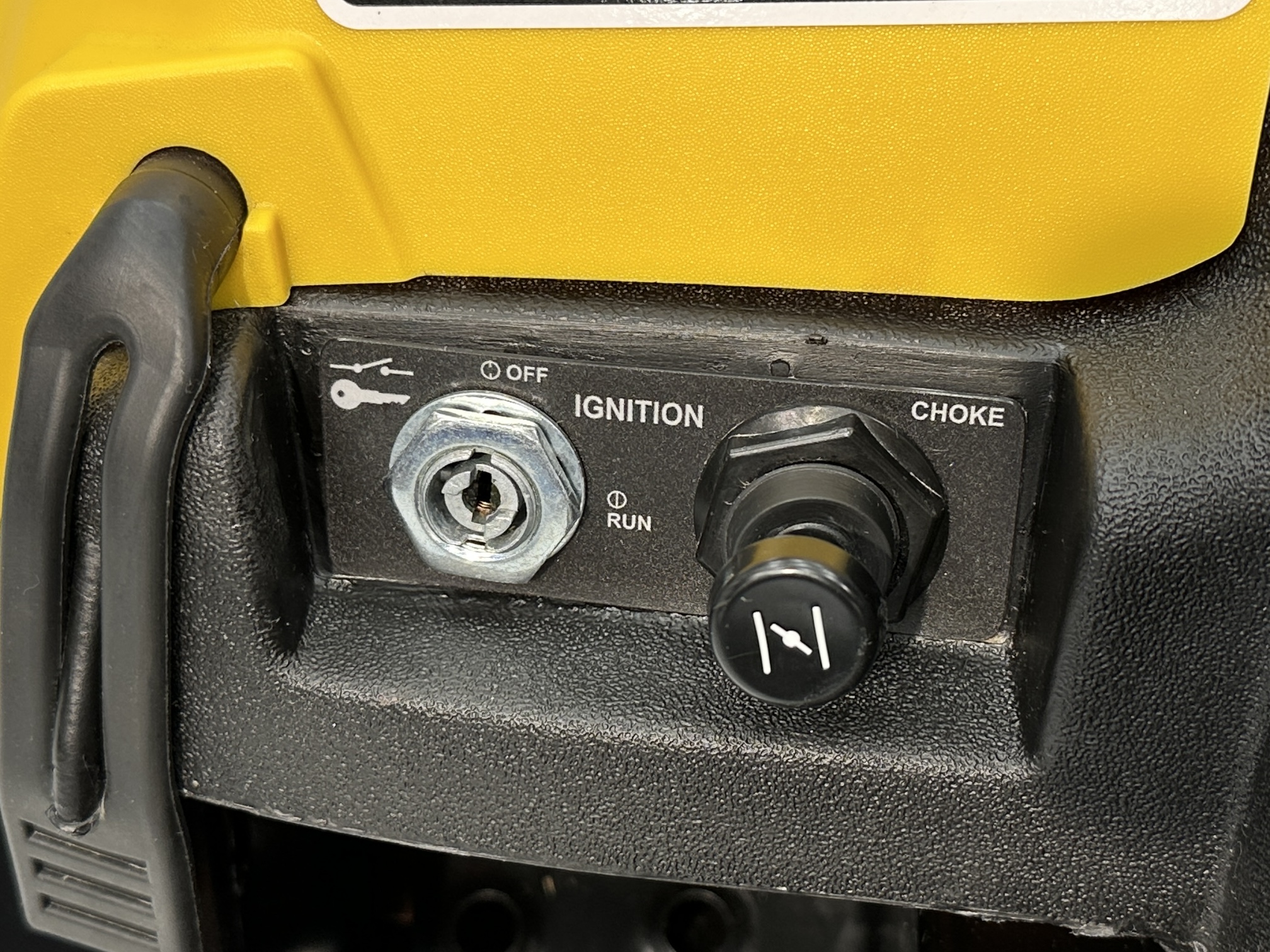 2025 Ski-Doo MXZ 120 - Photo 8