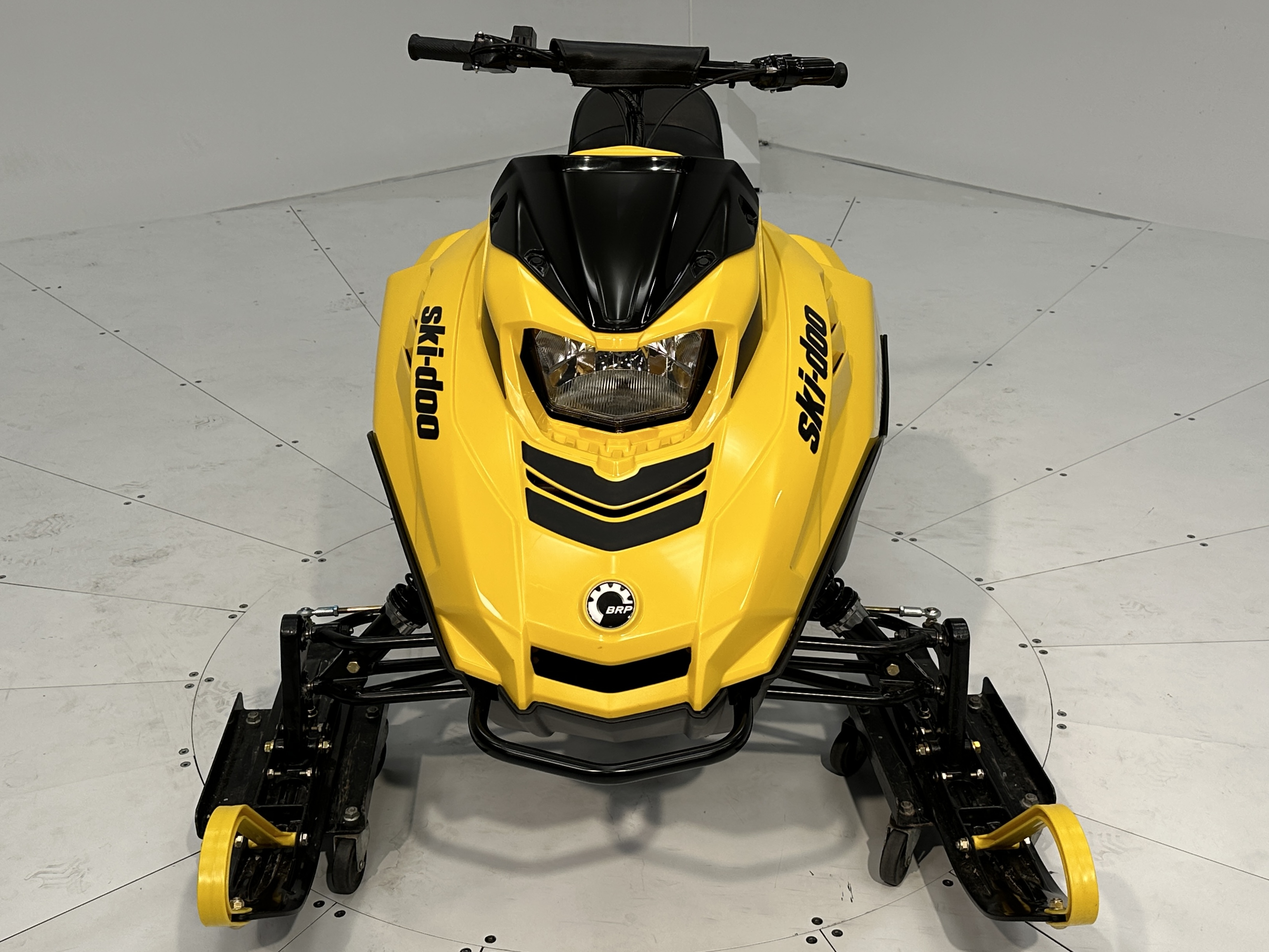 2025 Ski-Doo MXZ 120 - Photo 4