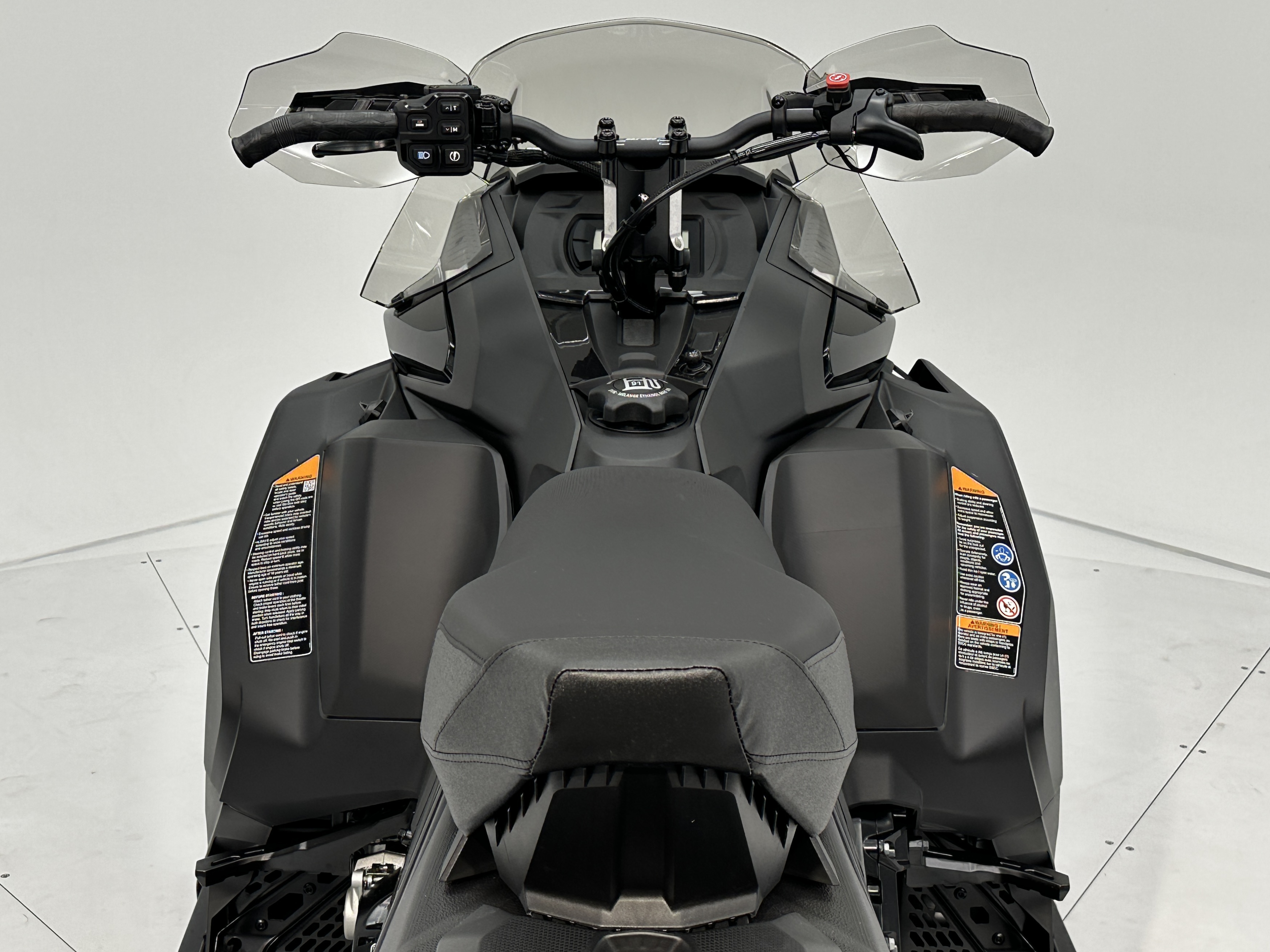 2025 Ski-Doo BACKCOUNTRY ADRENALINE 600R E-TEC PowderMax 2.0" E.S. - Photo 5