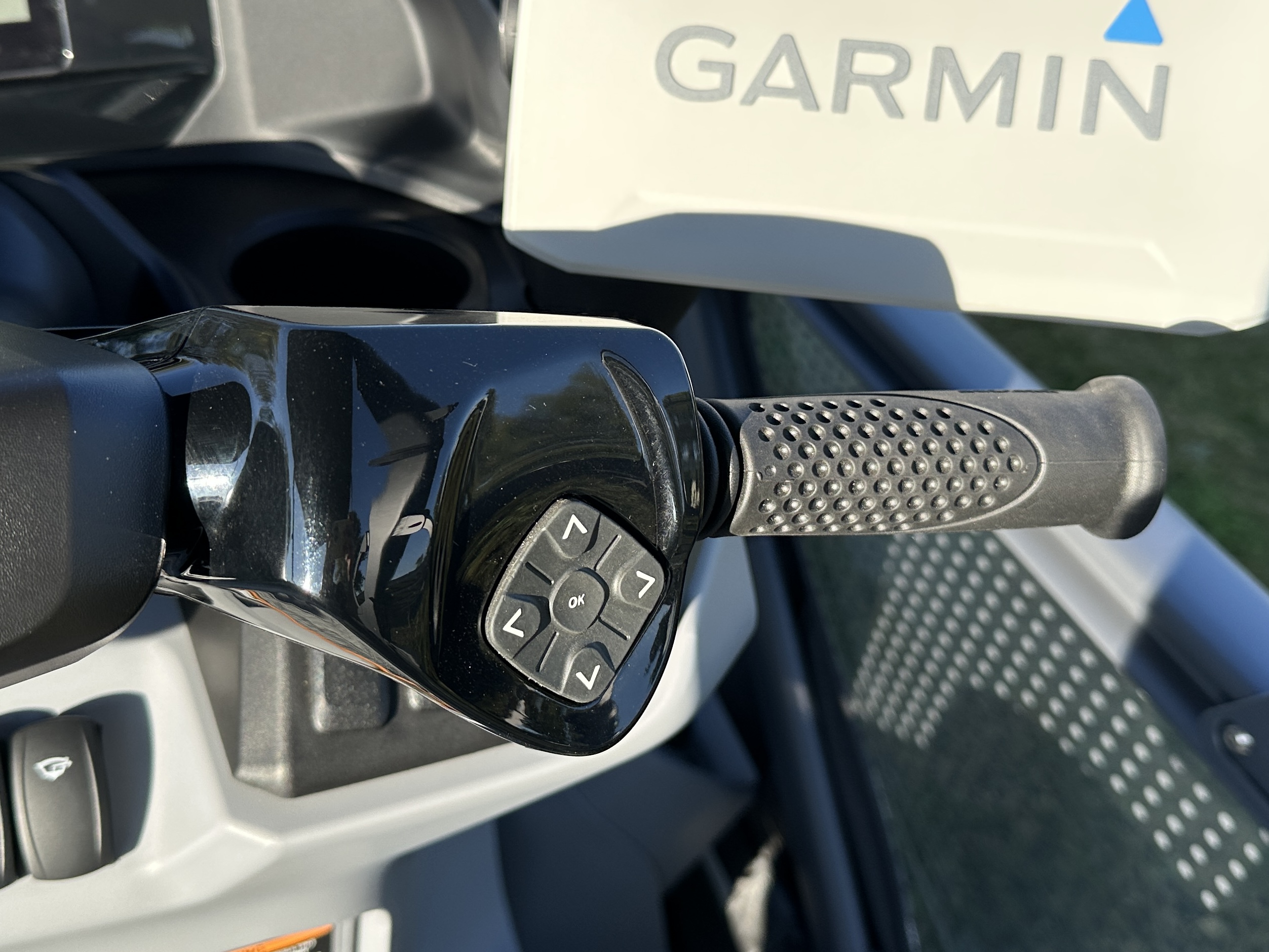 2025 Sea-Doo SWITCH CRUISE 21' 230hp - Photo 6